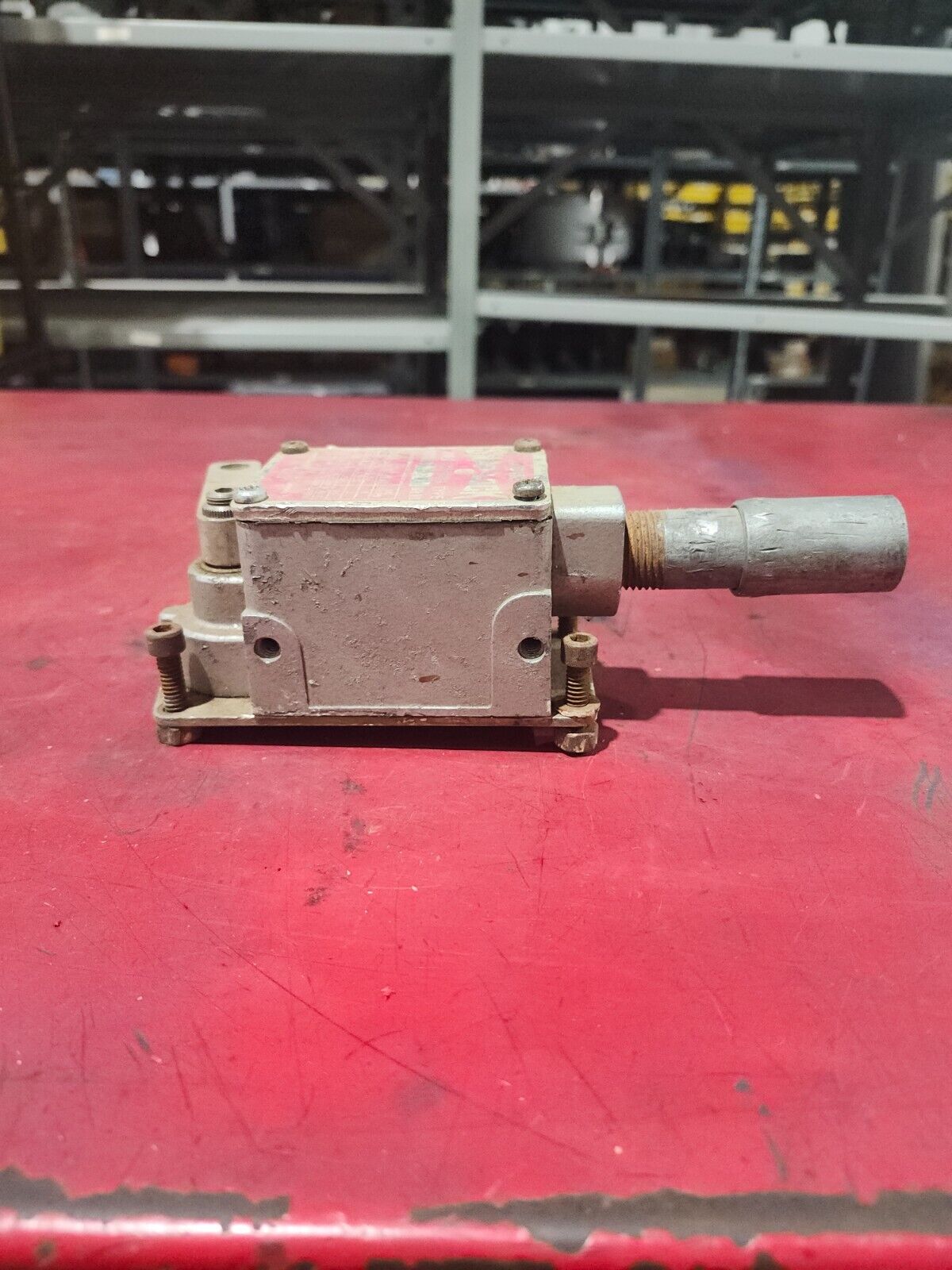 USED Acme Snap-Lock Limit-Switch Type 16D-1200 2