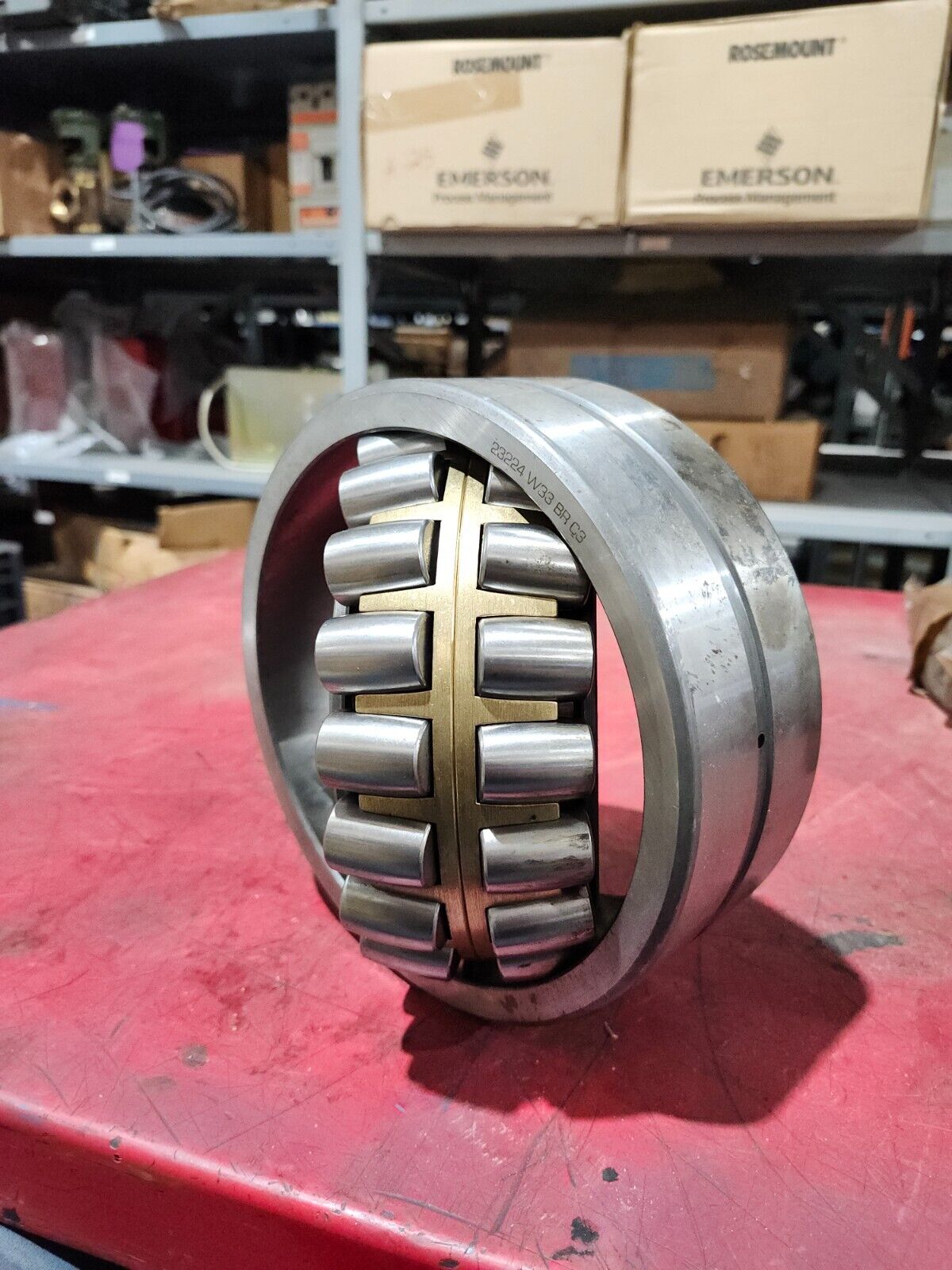 NEW NO BOX TORRINGTON SPHERICAL ROLLER BEARING 23224 W33 BR C3