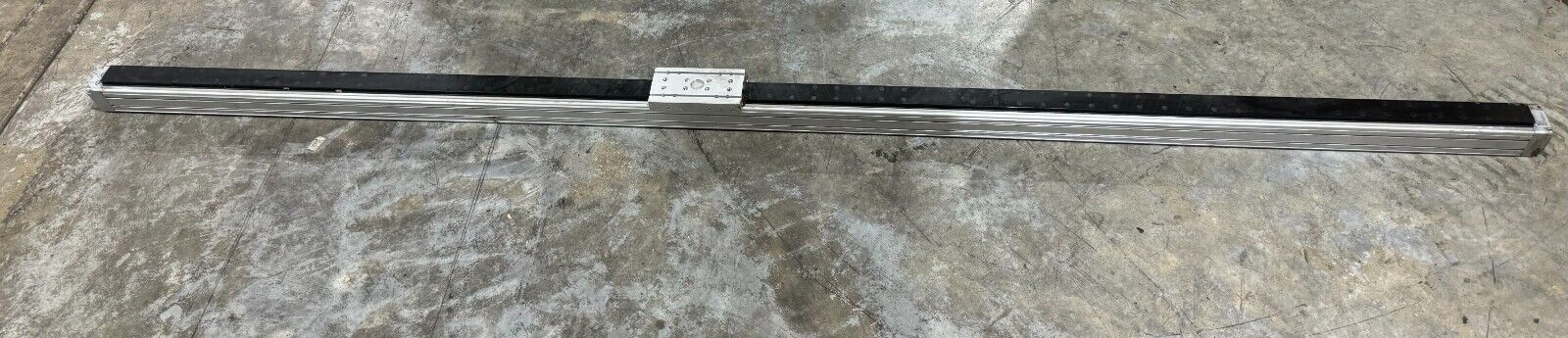 NEW FESTO RODLESS CYLINDER DGPL-40-2300-PPV-A-KF-B