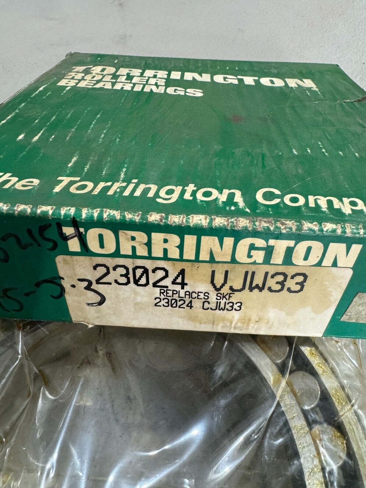 NEW IN BOX TORRINGTON 23024VJW33 ROLLER BEARING 23024 VJW33