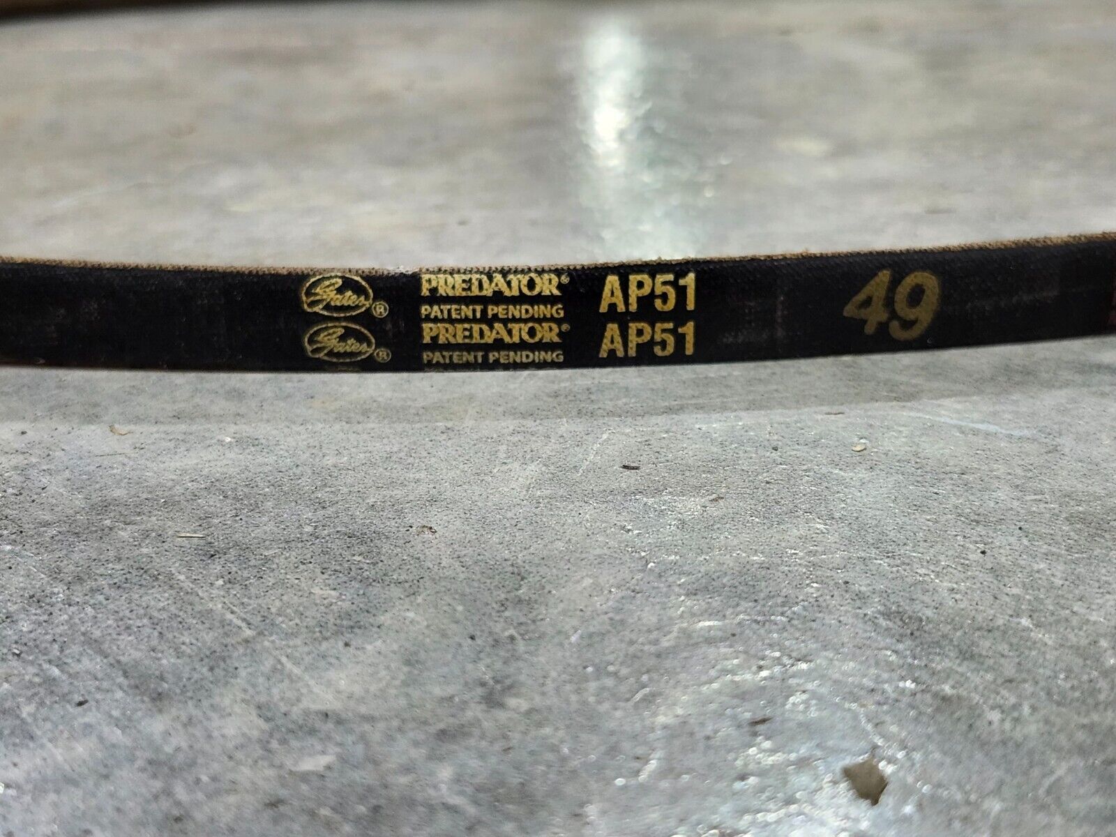 NEW GATES 0095-0142 V-BELT AP51