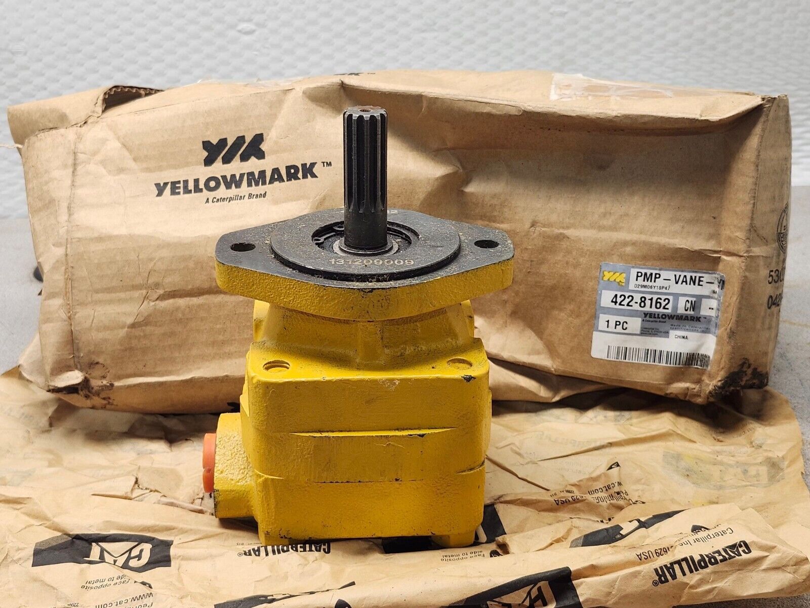 NEW YELLOWMARK VANE PUMP 4228162 CAT 4D-4661