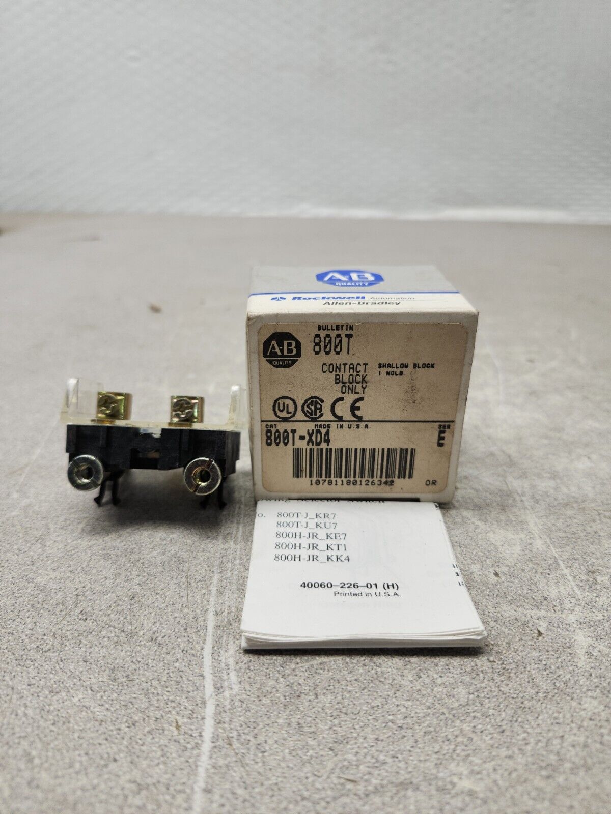 NEW IN BOX ALEEN BRADLEY CONTACT BLOCK ONLY 800T-XD4