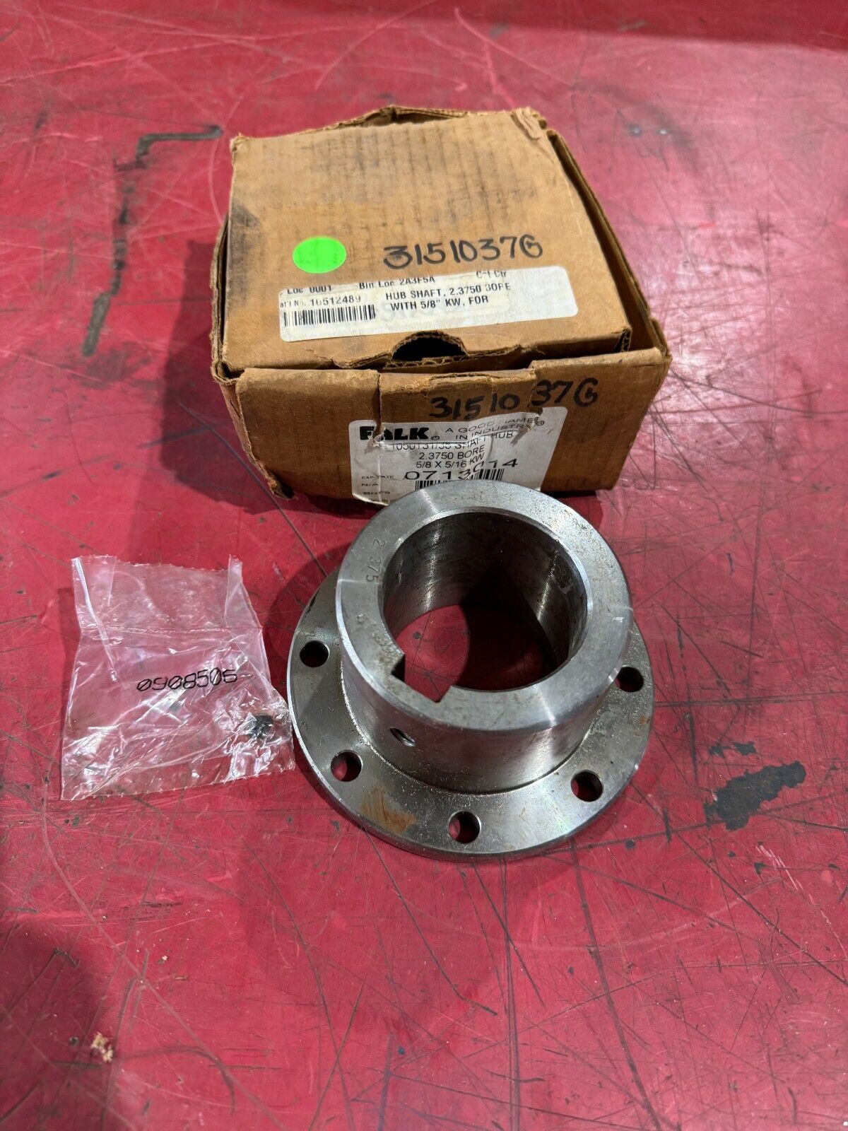 NEW FALK 1050T31/35 SHAFT HUB 2.3750 BORE 5/8 x 5/16KW 0713014