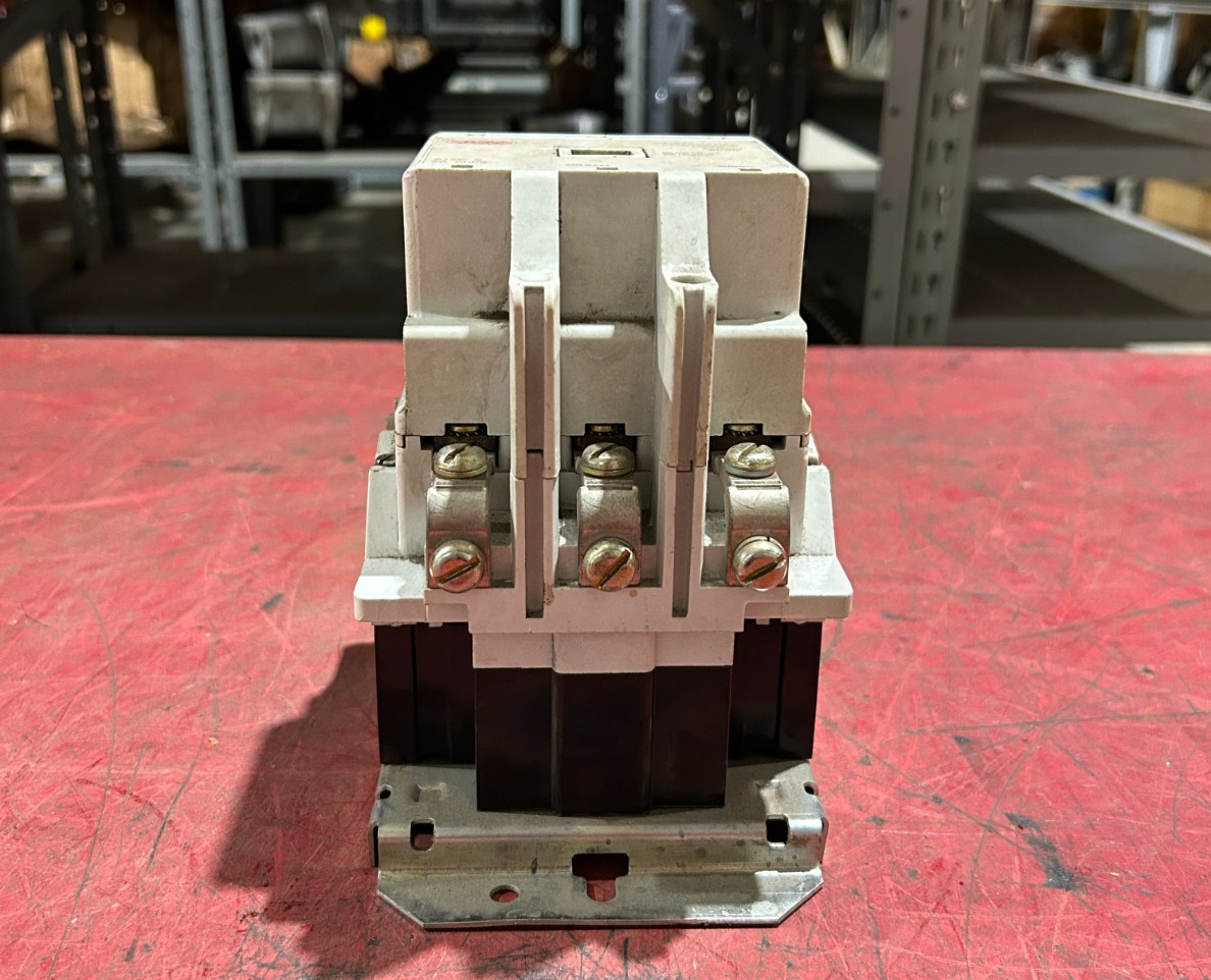 47714589