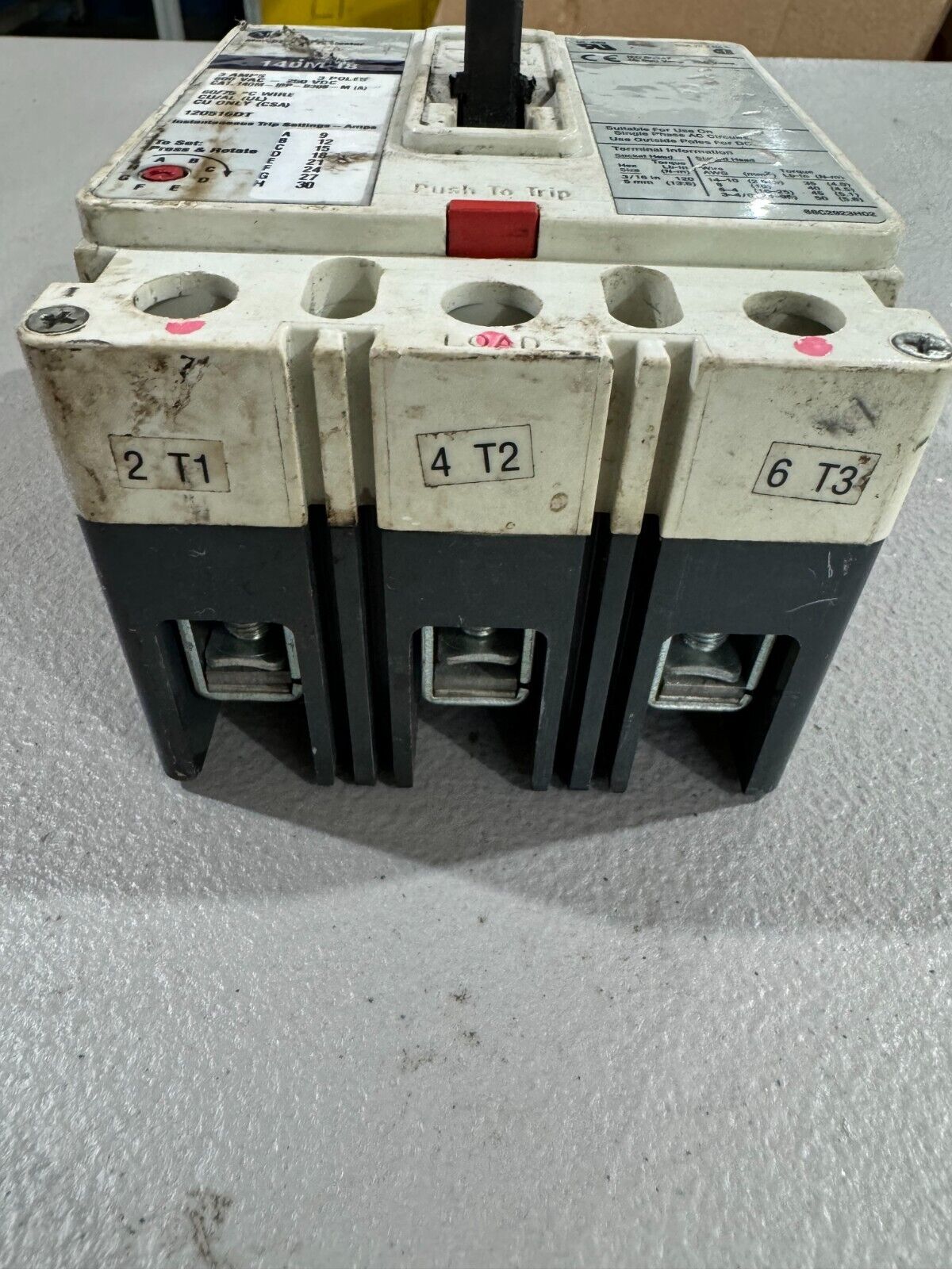 USED ALLEN-BRADLEY 3 POLE 3AMP CIRCUIT BREAKER 140M-I8P-B30S-M