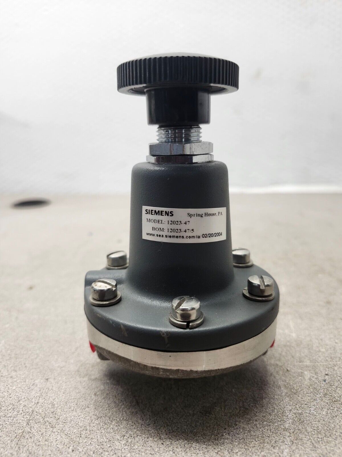 NEW NO BOX SIEMENS PRESSURE REGULATOR 12023-47/5