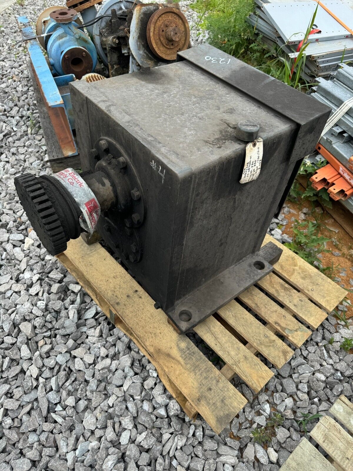 USED FALK ULTRAMAX GEAR DRIVE SPEED REDUCER 3.428 RATIO 2090FC2AB