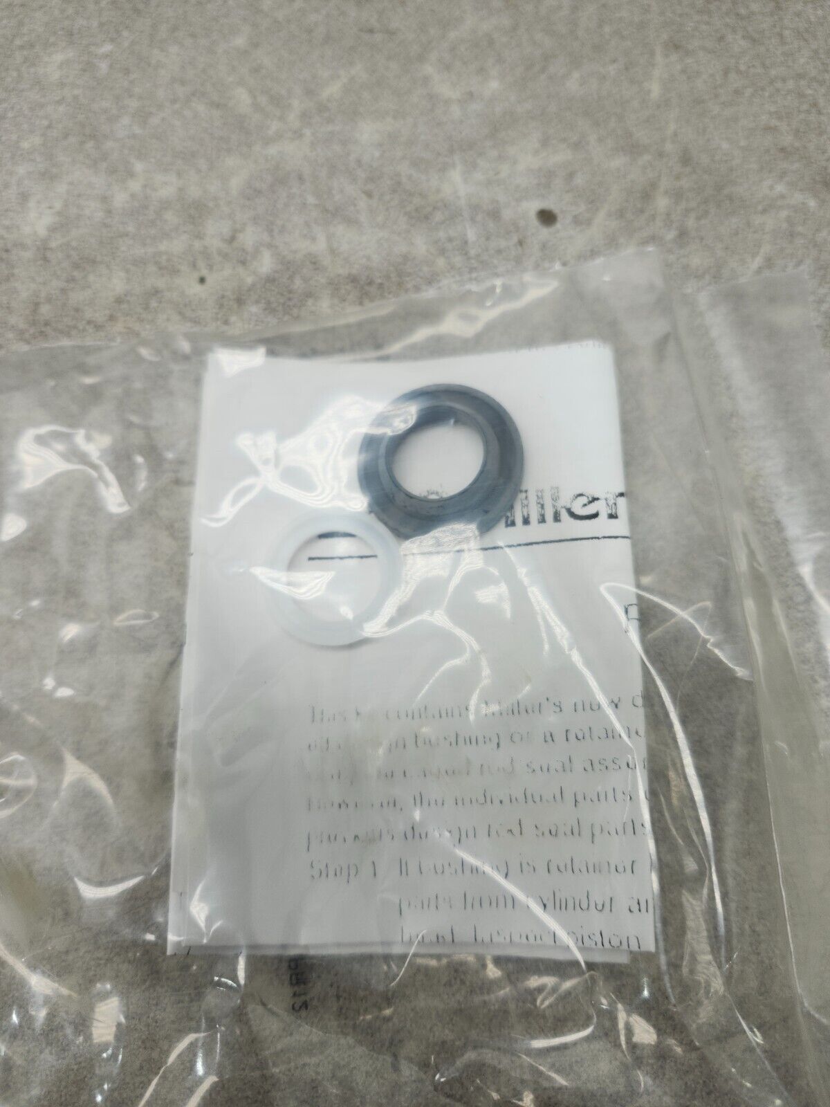 NEW IN BOX LOT OF 7 MILLER ELECTRIC Piston Rod Seal Kit 5/8"  051-KR011-63