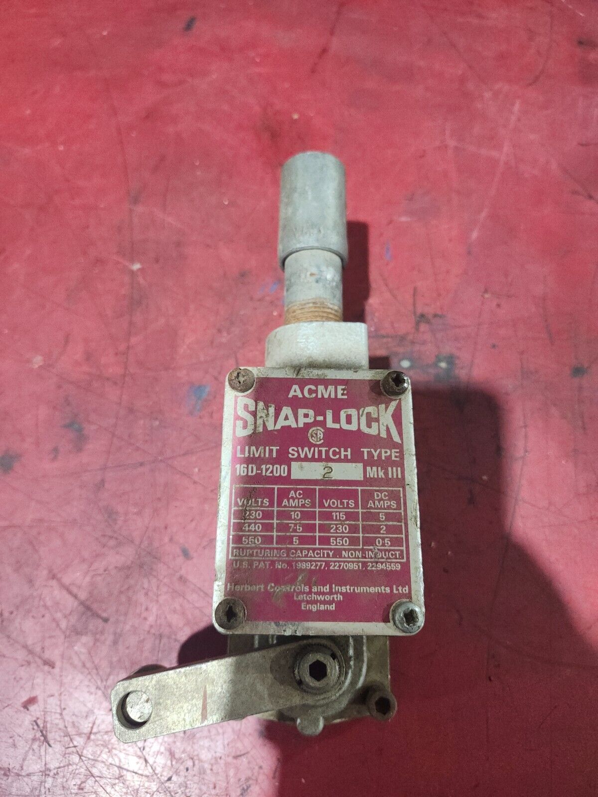 USED Acme Snap-Lock Limit-Switch Type 16D-1200 2