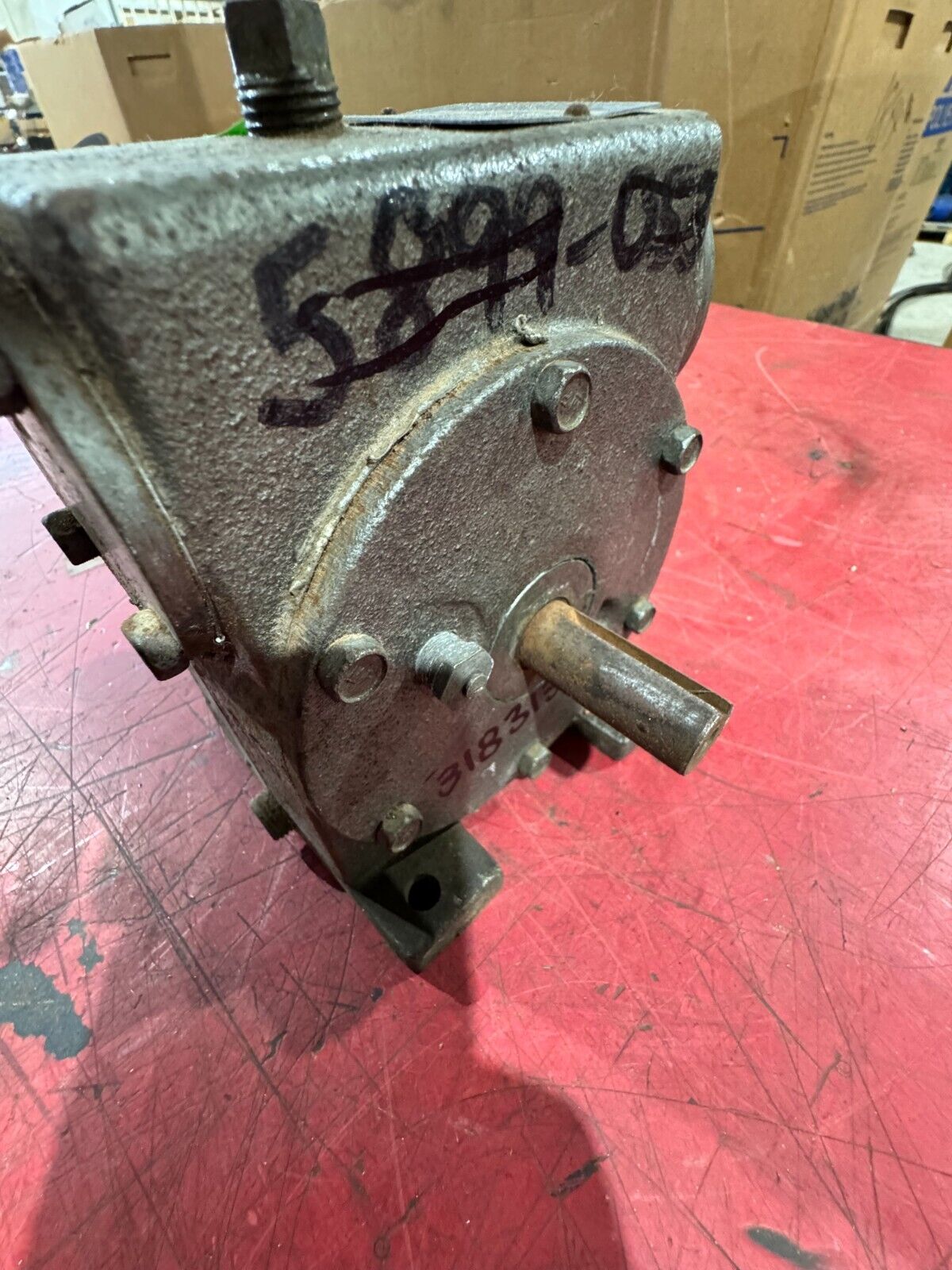 NEW SURPLUS ROBBINS & MYERS GEAR REDUCER 25:1 RATIO 192-A-02