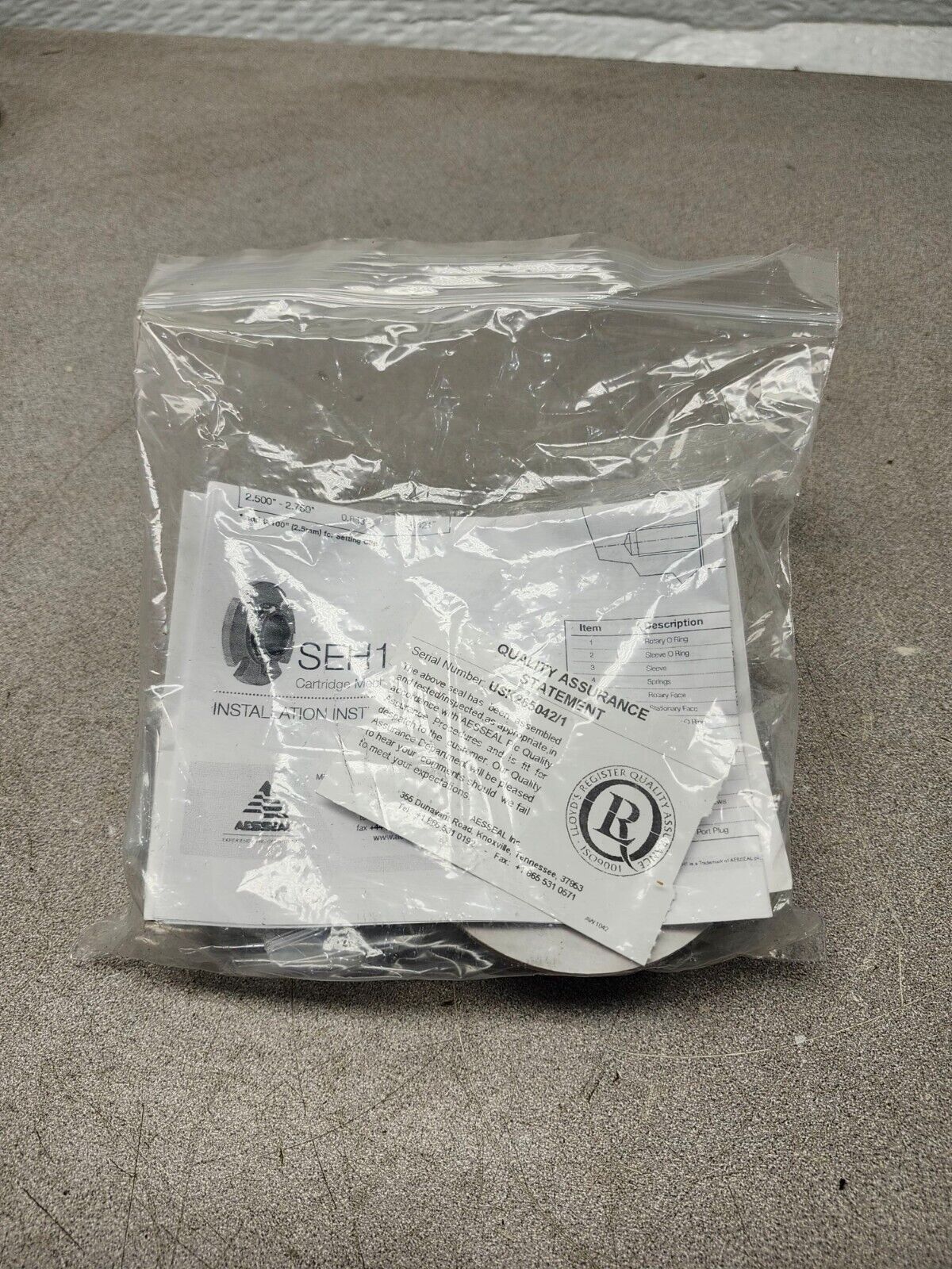 NEW IN BOX AESSEAL ADAPTOR PLATE AND MECHANICAL SEAL AZA10713A03