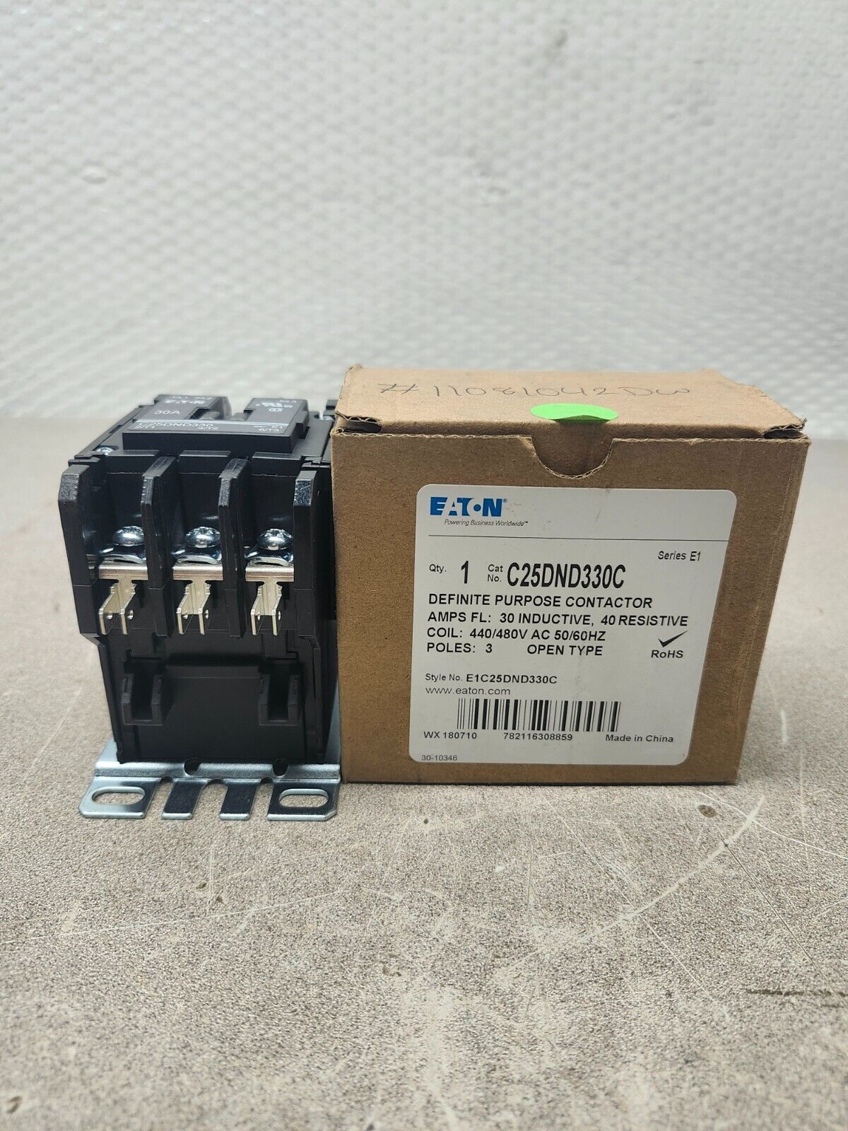 NEW IN BOX EATON DEFINITE PURPOSE CONTACTOR C25DND330C