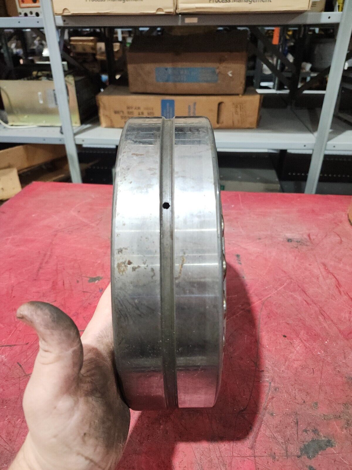 NEW NO BOX SNR SPHERICAL ROLLER BEARING 23038 V B33 J30