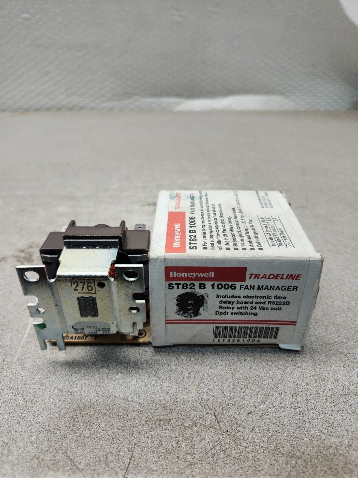 NEW IN BOX HONEYWELL Time Delay Relay ST82 B 1006