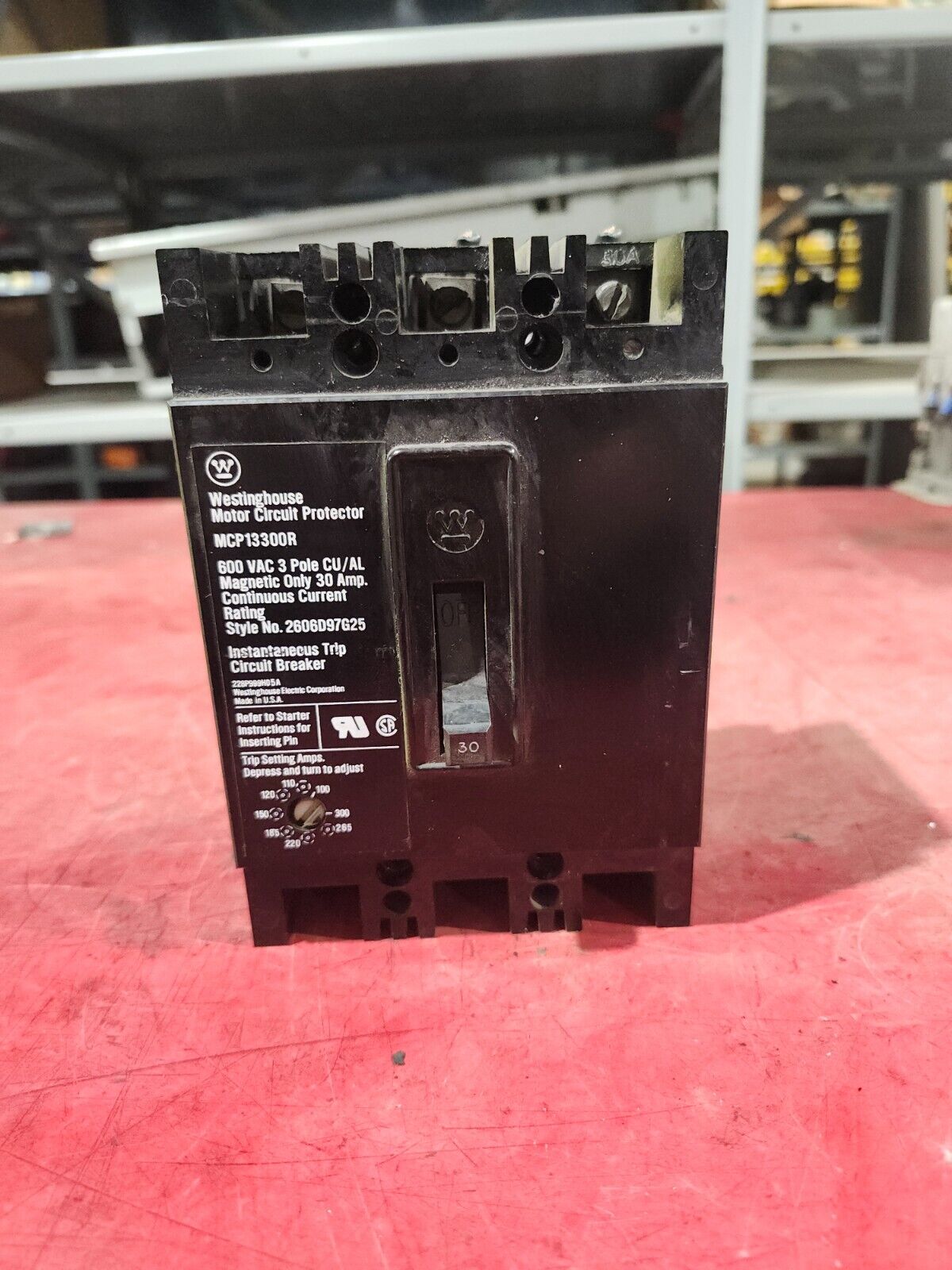 USED WESTINGHOUSE CIRCUIT BREAKER 600 VAC 3 POLES 30AMPS MCP13300R