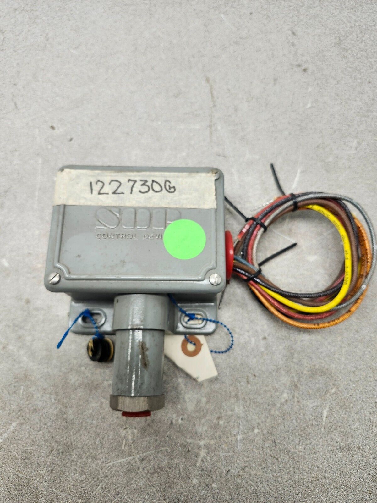 NEW NO BOX SOR PRESSURE SWITCH 500-4000PSI 1NN-YY45-N1-F1A