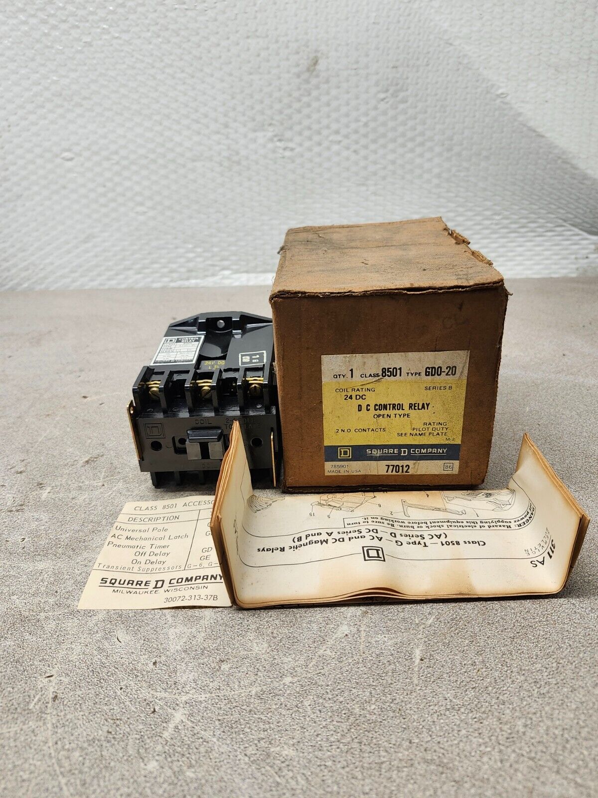 NEW IN BOX SQUARE D DC CONTROL RELAY 8501 GD0-20