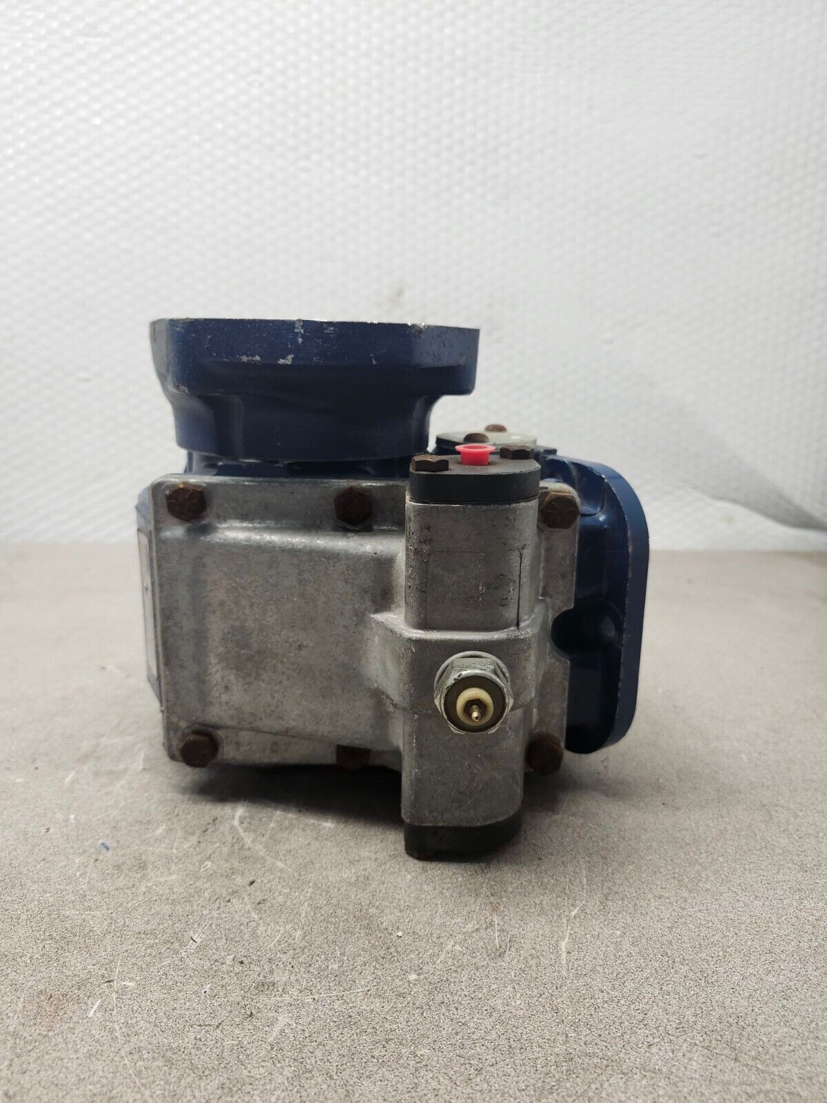 USED Muncie Power Take Off Pto Electric Pump 4573366