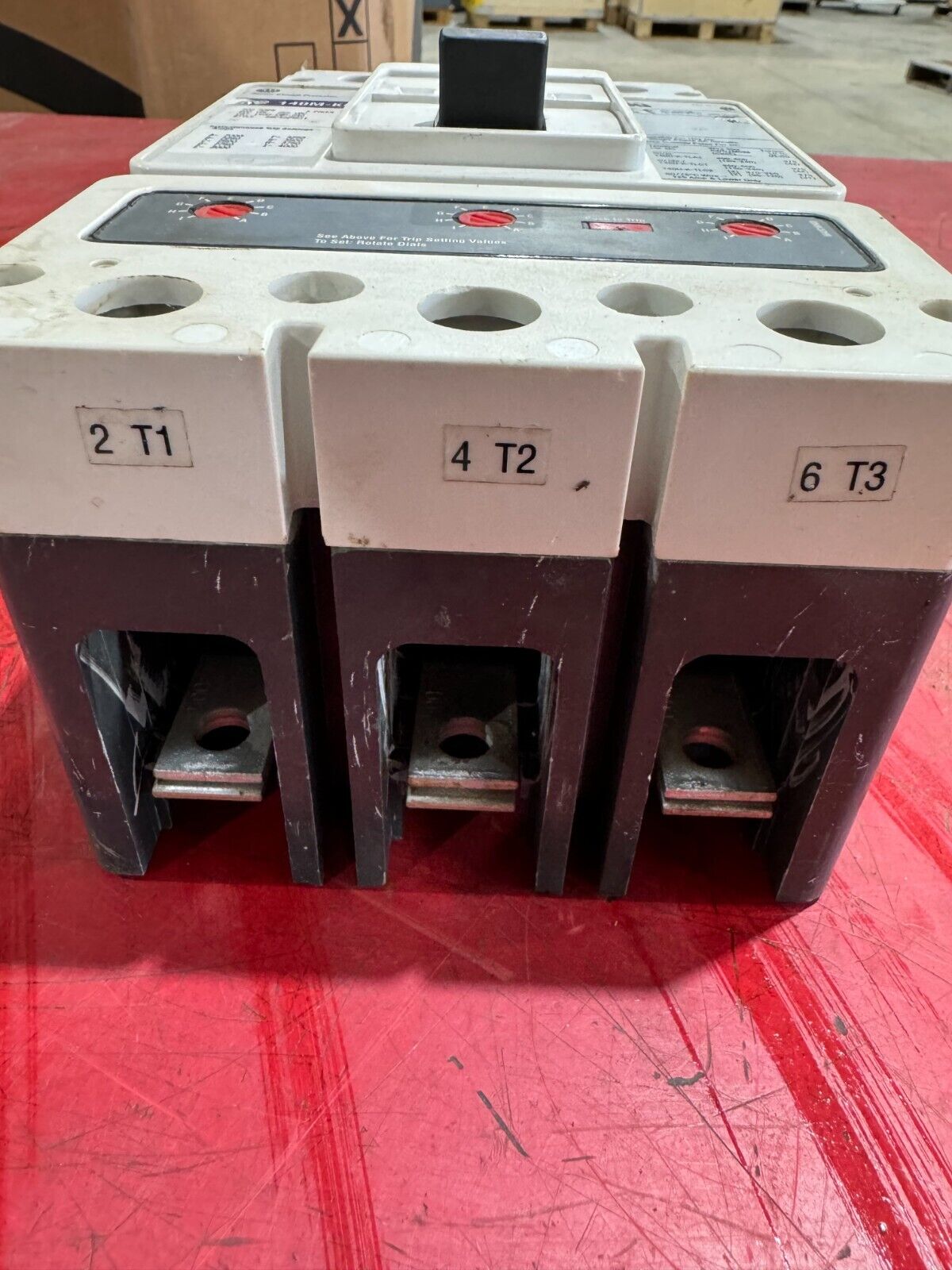 USED ALLEN-BRADLEY 3 POLE 400AMP CIRCUIT BREAKER 140M-K8P-D40