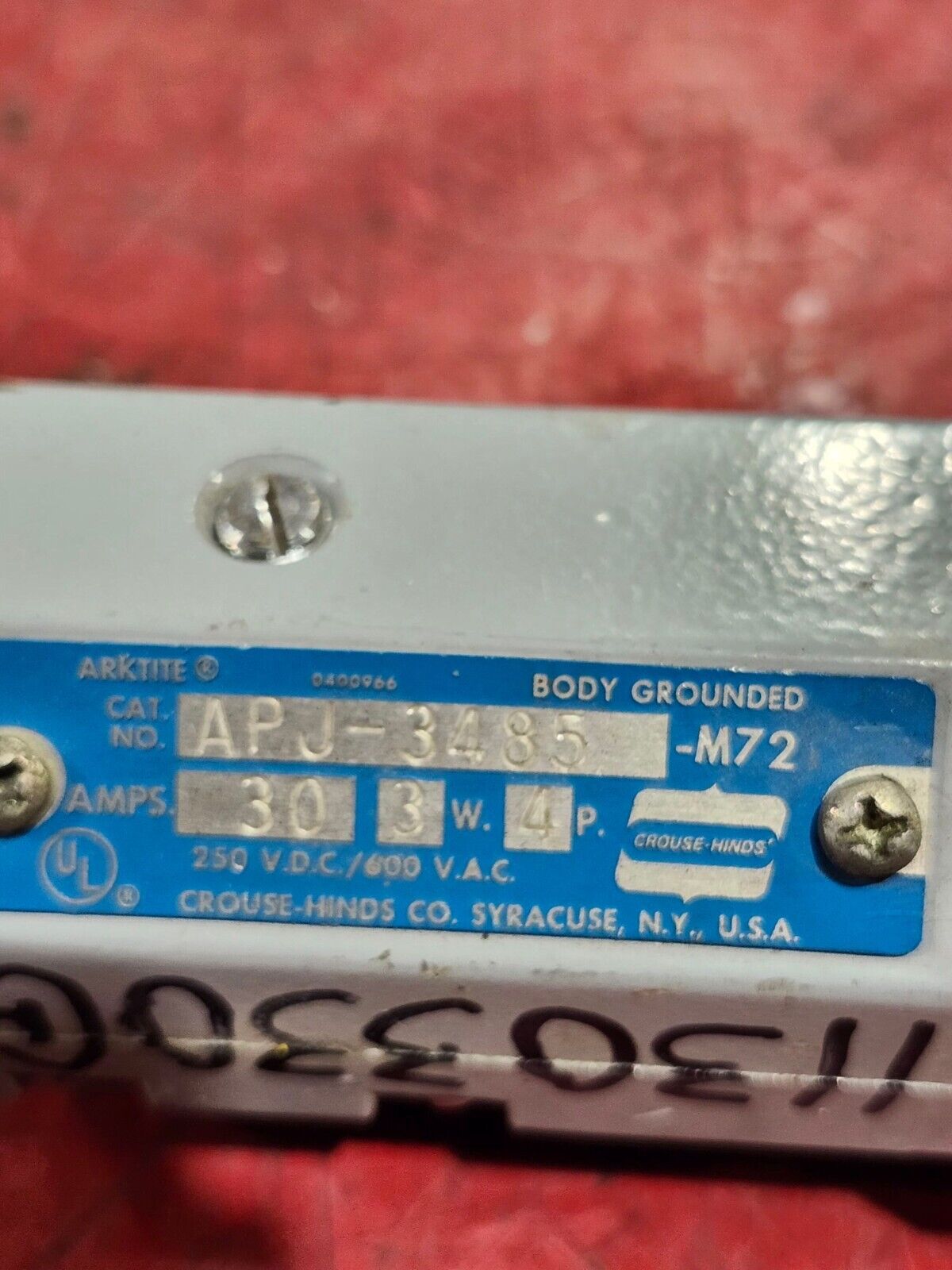 USED CROUSE HINDS PLUG RECEPTACLE APJ-3485-M72