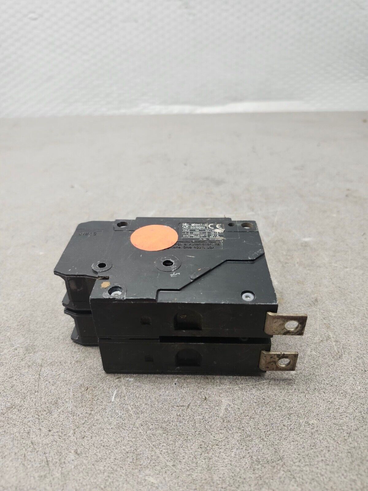 USED Siemens Circuit Breaker 70 Amp 2 Pole 480/277V Bolt On Type BQD BQD270