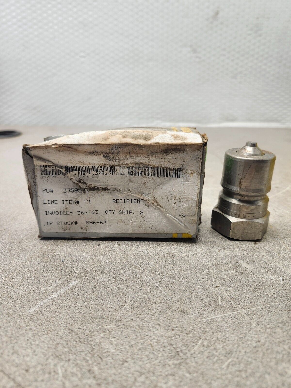 NEW IN BOX PARKER QUICK COUPLING SH6-63