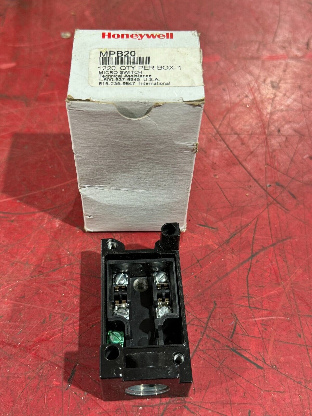 NEW IN BOX HONEYWELL MICRO SWITCH MPB20