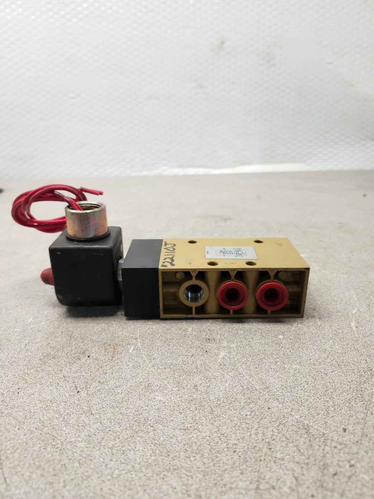 NEW NO BOX PARKER VALVE 7341LMN2NNM0N0H111P3