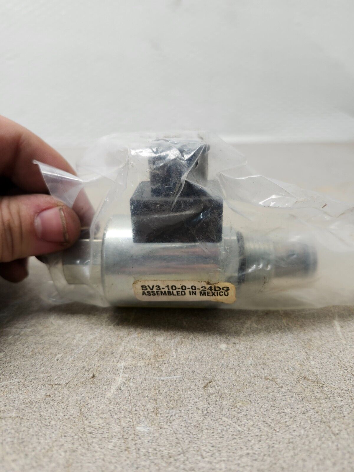 NEW EATON CARTRIDGE SOLENOID VALVE SV3-10-0-0-24DG