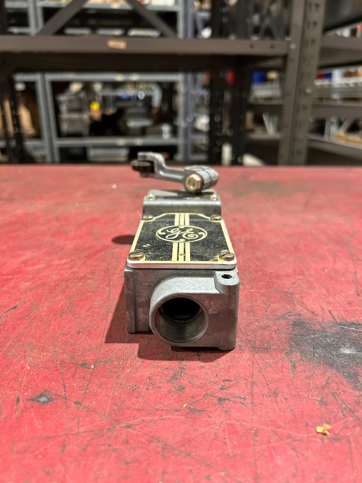 47716288