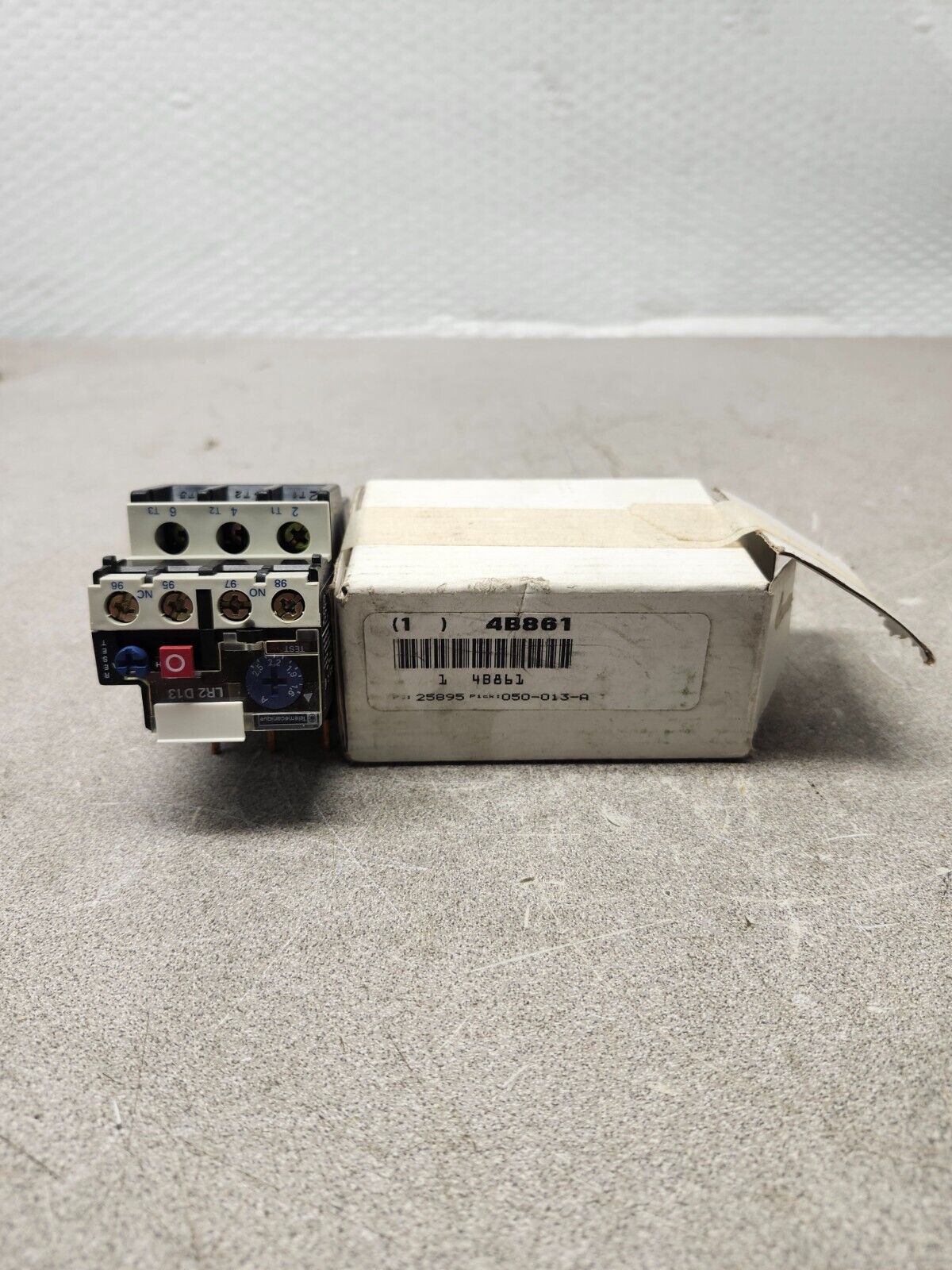 NEW IN BOX TELEMECANIQUE OVERLOAD RELAY LR2D1307