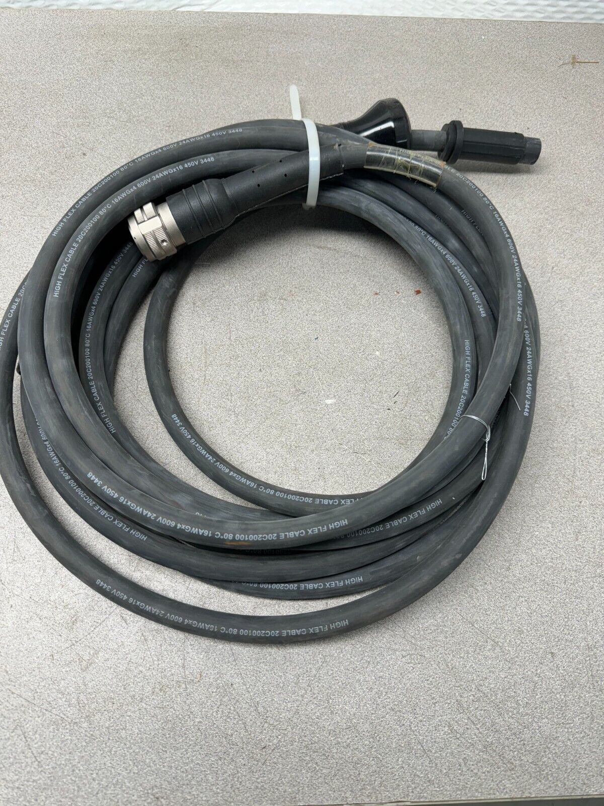 NEW NO BOX STANLEY HIGH FLEX RUNNER CABLE 20C100007