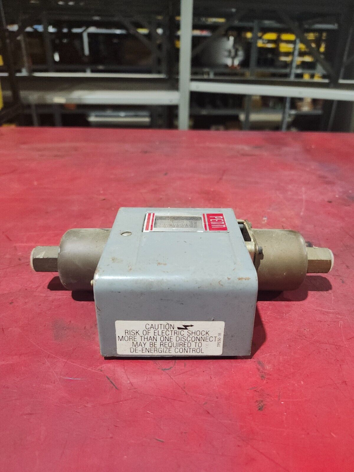 NEW NO BOX PENN DIFFERENTIAL PRESSURE CONTROL P74HA-9