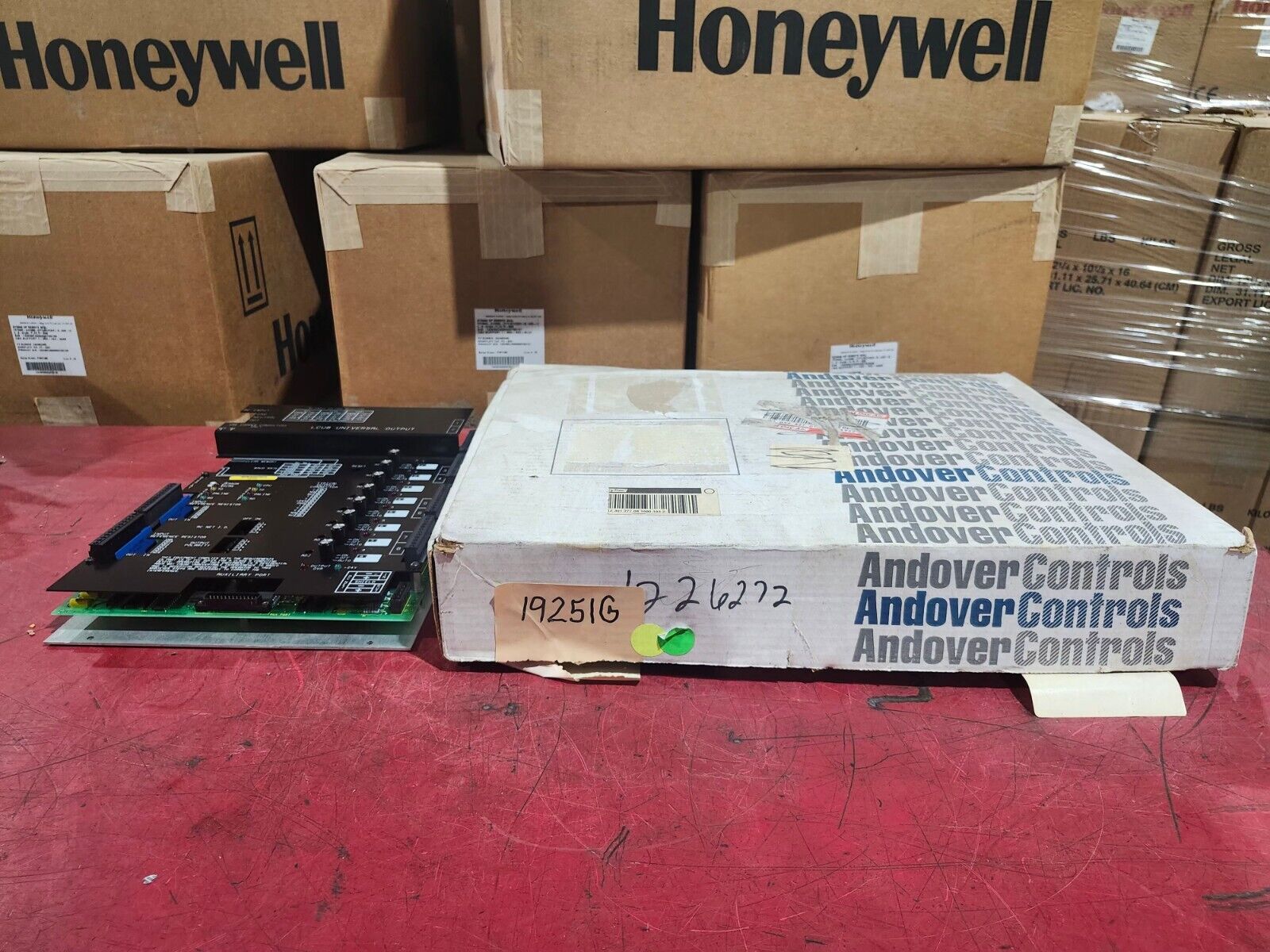 NEW IN BOX ANDOVER CONTROLS LCU8 UNIVERSAL OUTPUT CIRCUIT BOARD