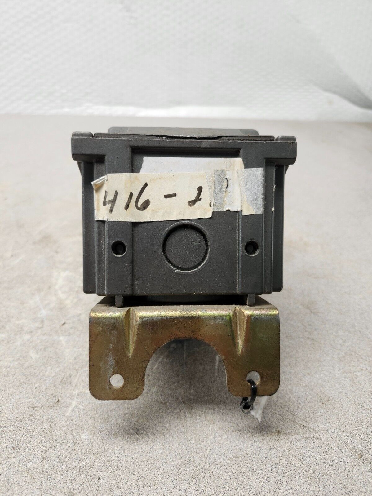 NEW NO BOX United Electric PRESSURE CONTROLLER 125/250VAC 15AMPS TYPE H3C2