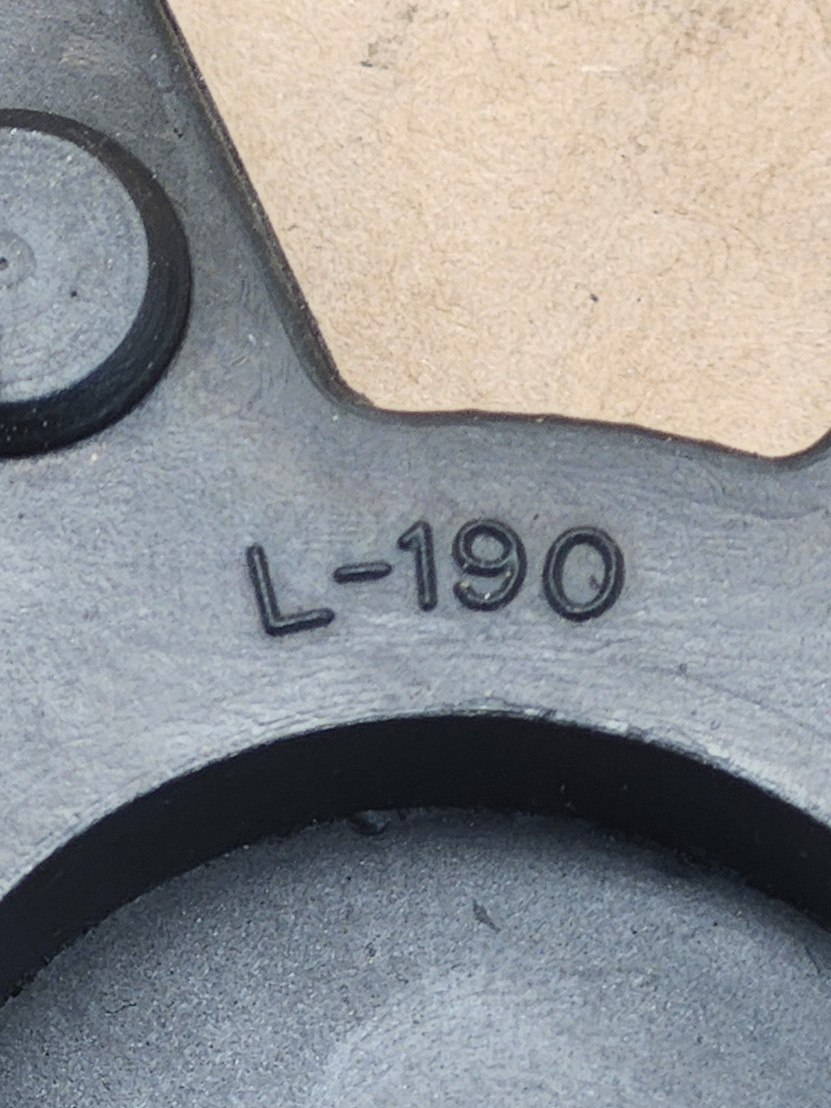 47268600