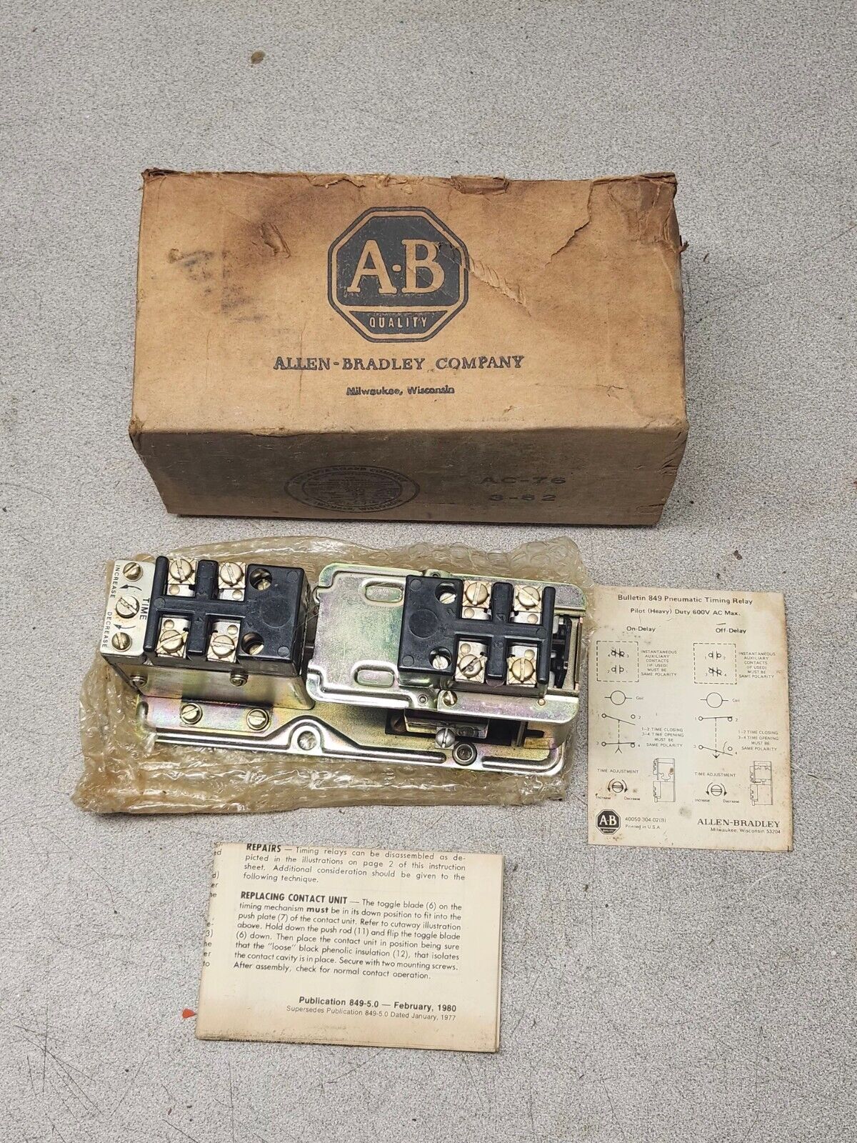 NEW IN BOX ALLEN-BRADLEY PNEUMATIC TIMING RELAY 849-Z0D321 SERIES B