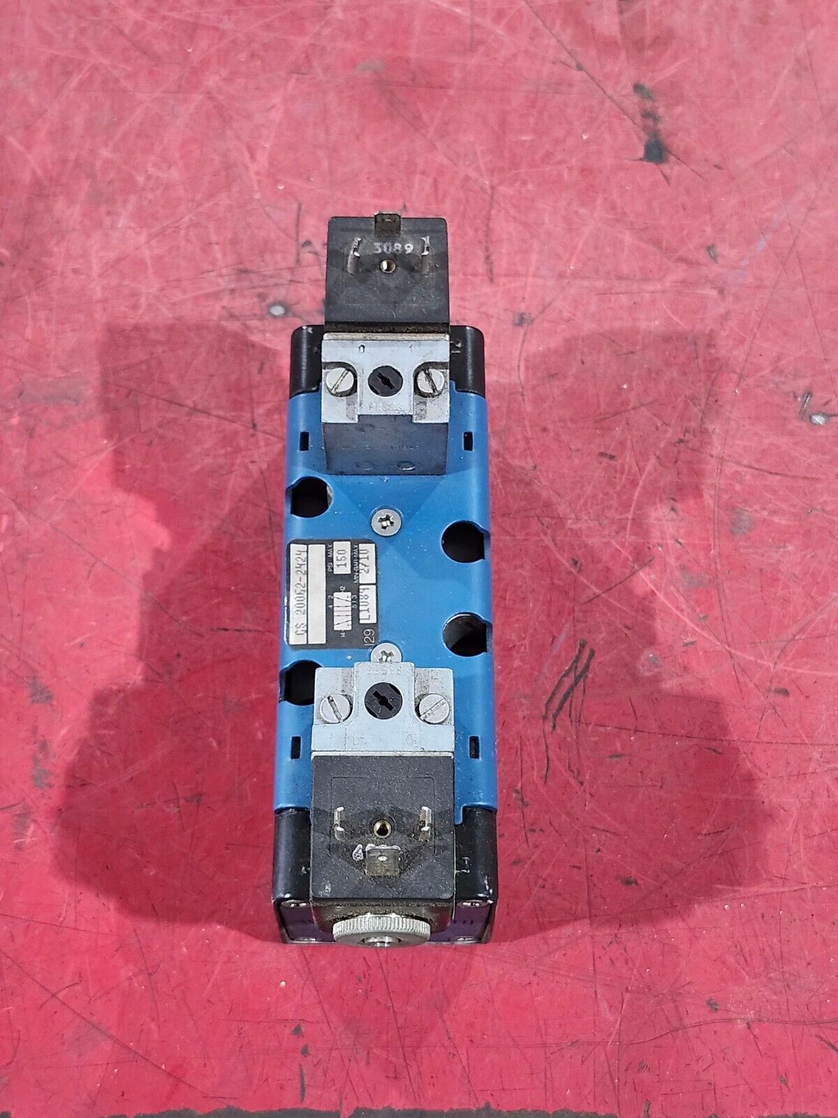 USED WABCO PNEUMATIC VALVE CS20062-2424 WITH SOLENOIDS