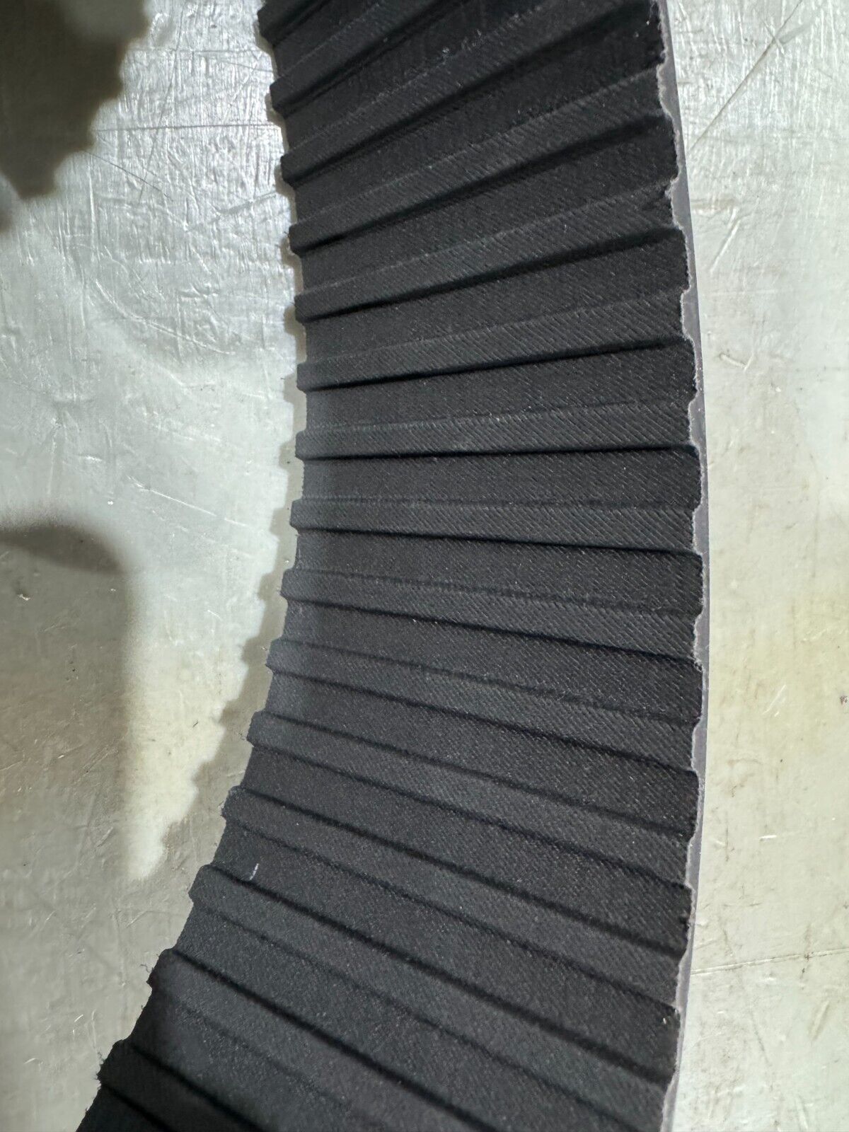 FACTORY NEW GOODYEAR 1100H TIMING BELT 1100H300