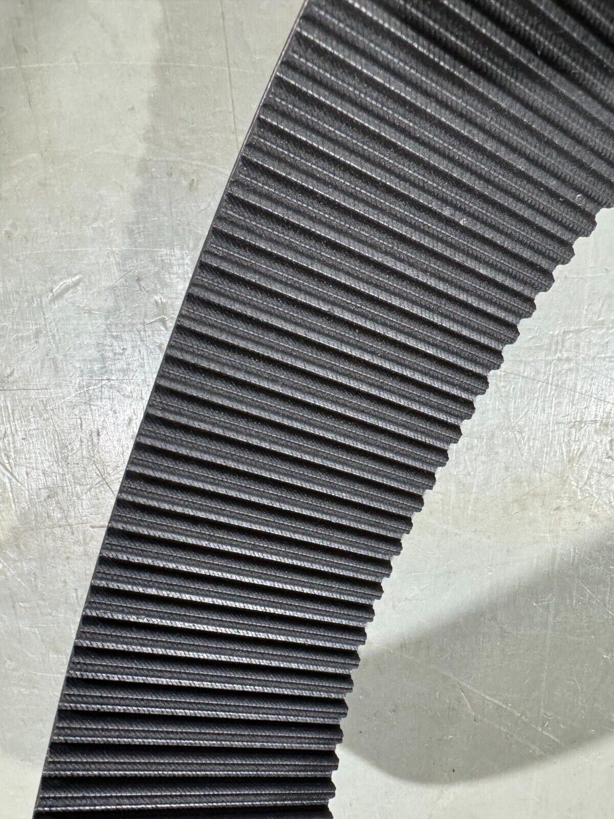 FACTORY NEW GOODYEAR SYNCHRONOUS Sync RPP TIMING BELT 1120-8M-85