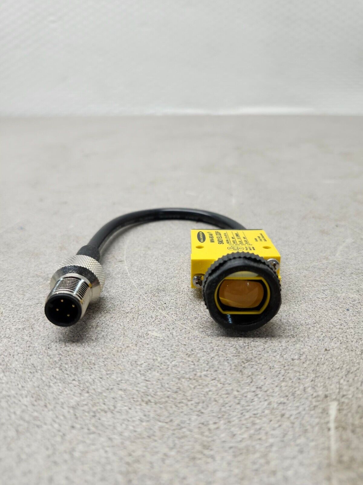 NEW IN BOX BANNER MINI BEAM SENSOR SM31ELQDP