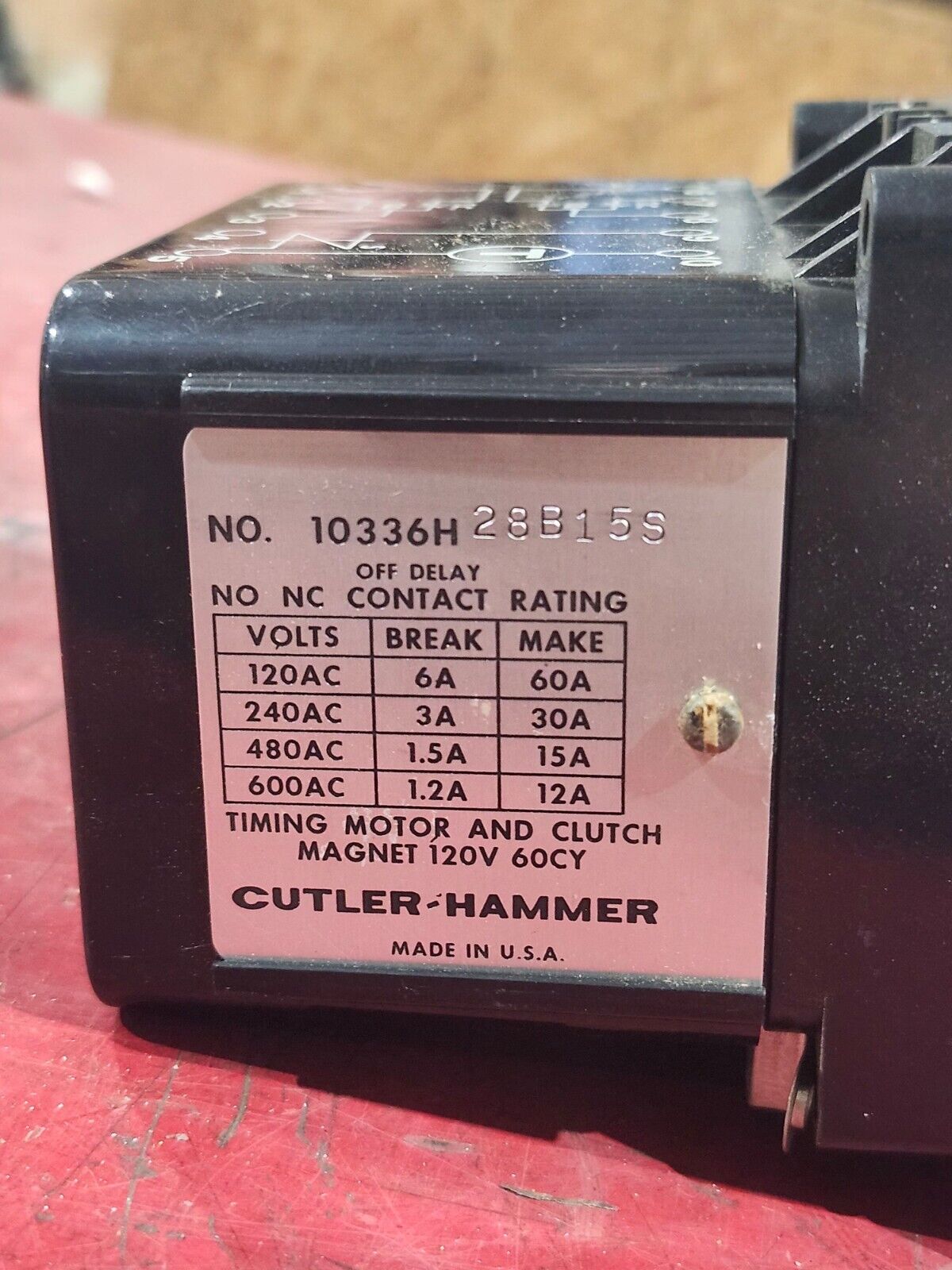 NEW CUTLER-HAMMER TIMER 10336H28B15S