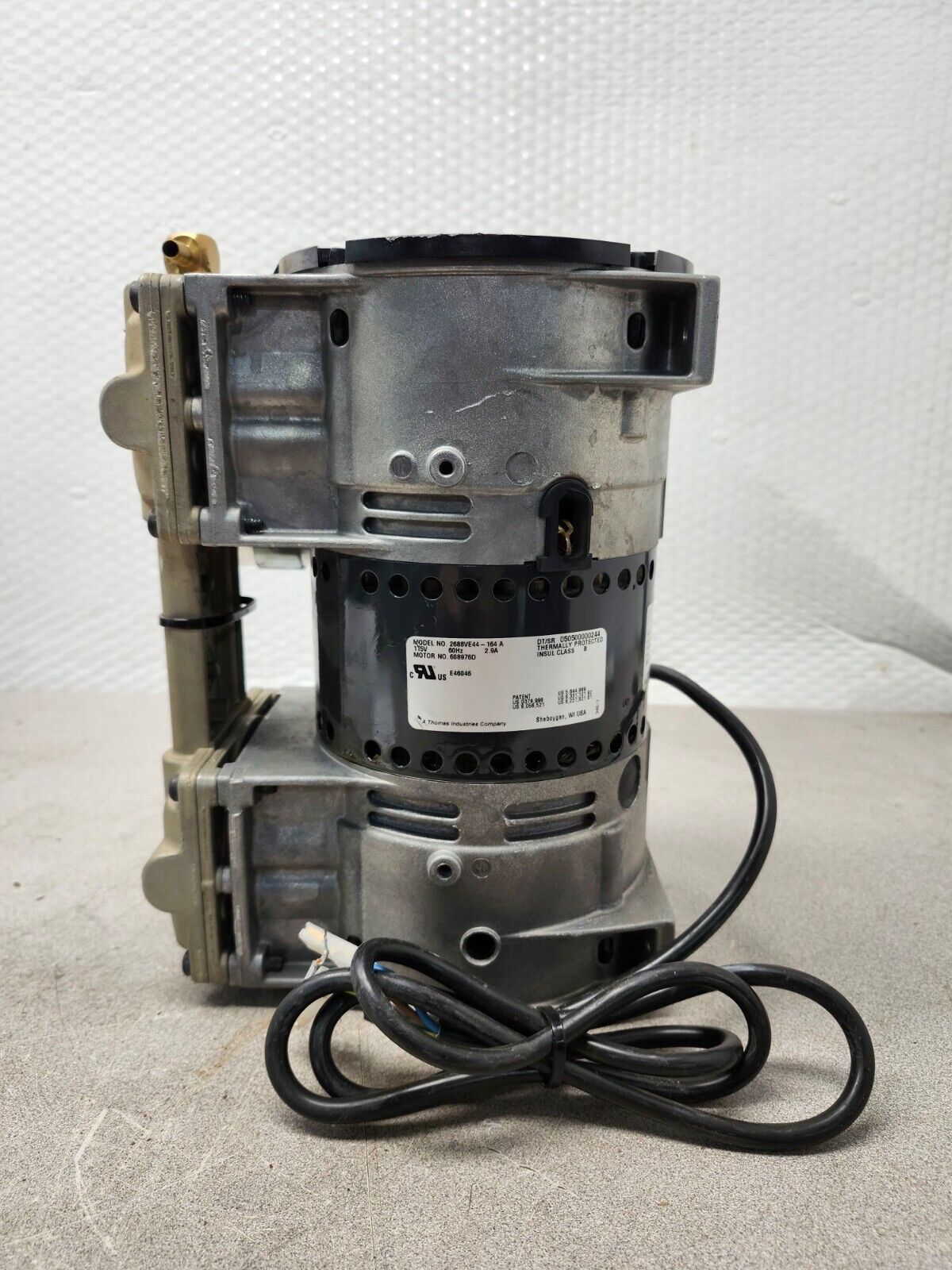 USED Thomas Piston Air Compressor / Vacuum Pump 115V 60HZ 2688VE44-164 A