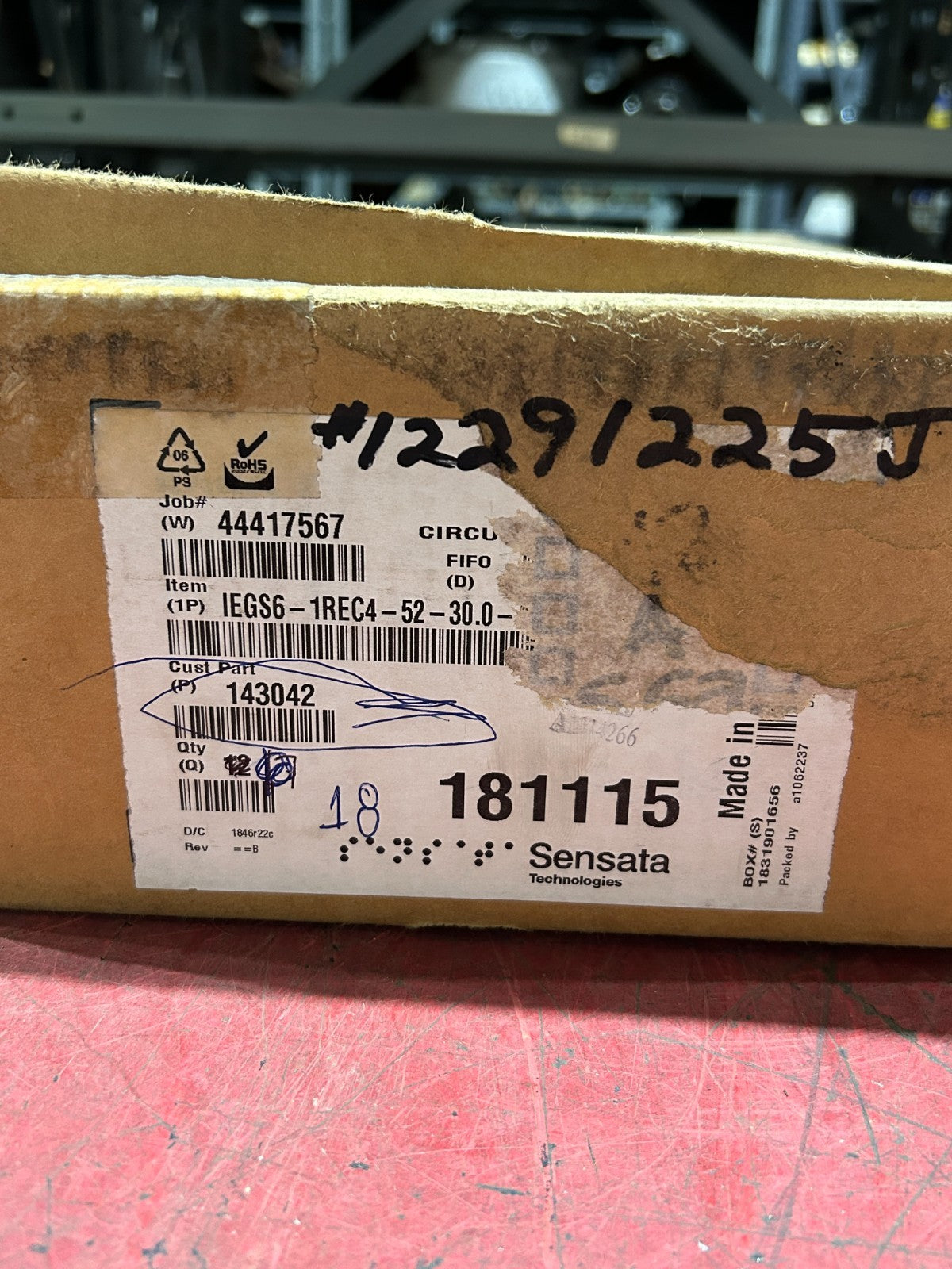 47748118