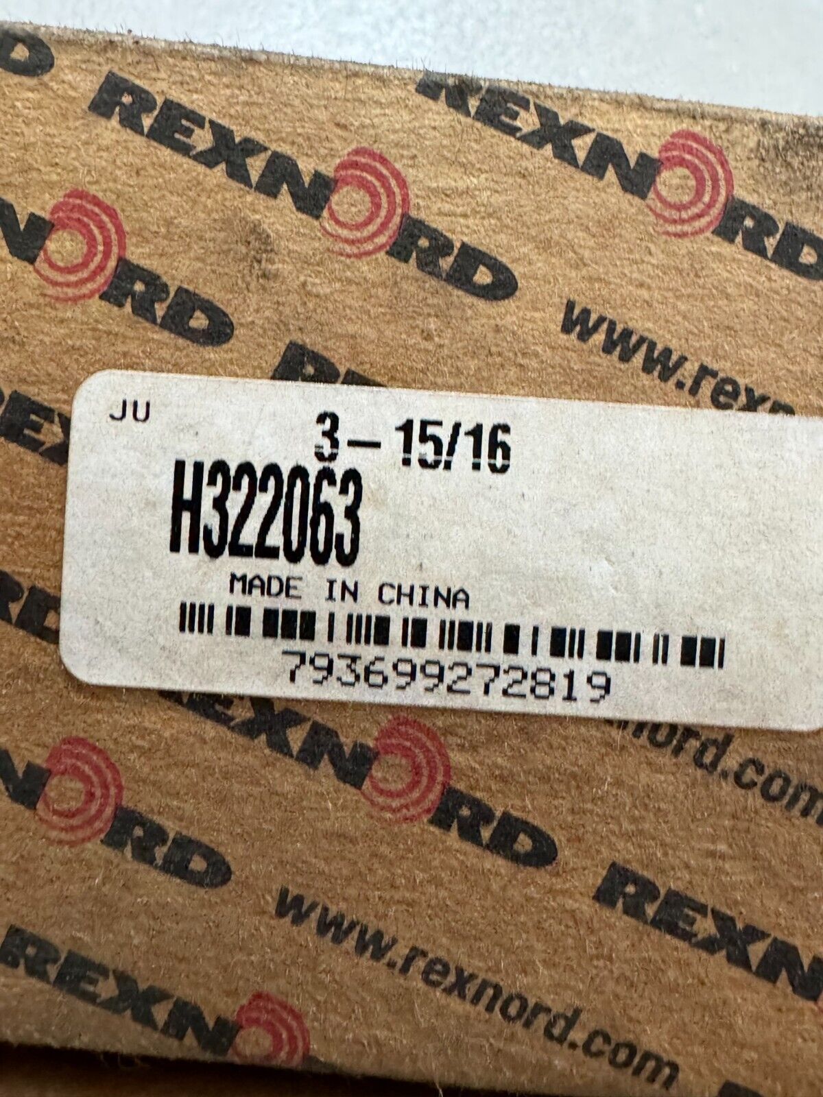 NEW IN BOX REXNORD 3-15/16" BORE ADAPTER BEARING H322063