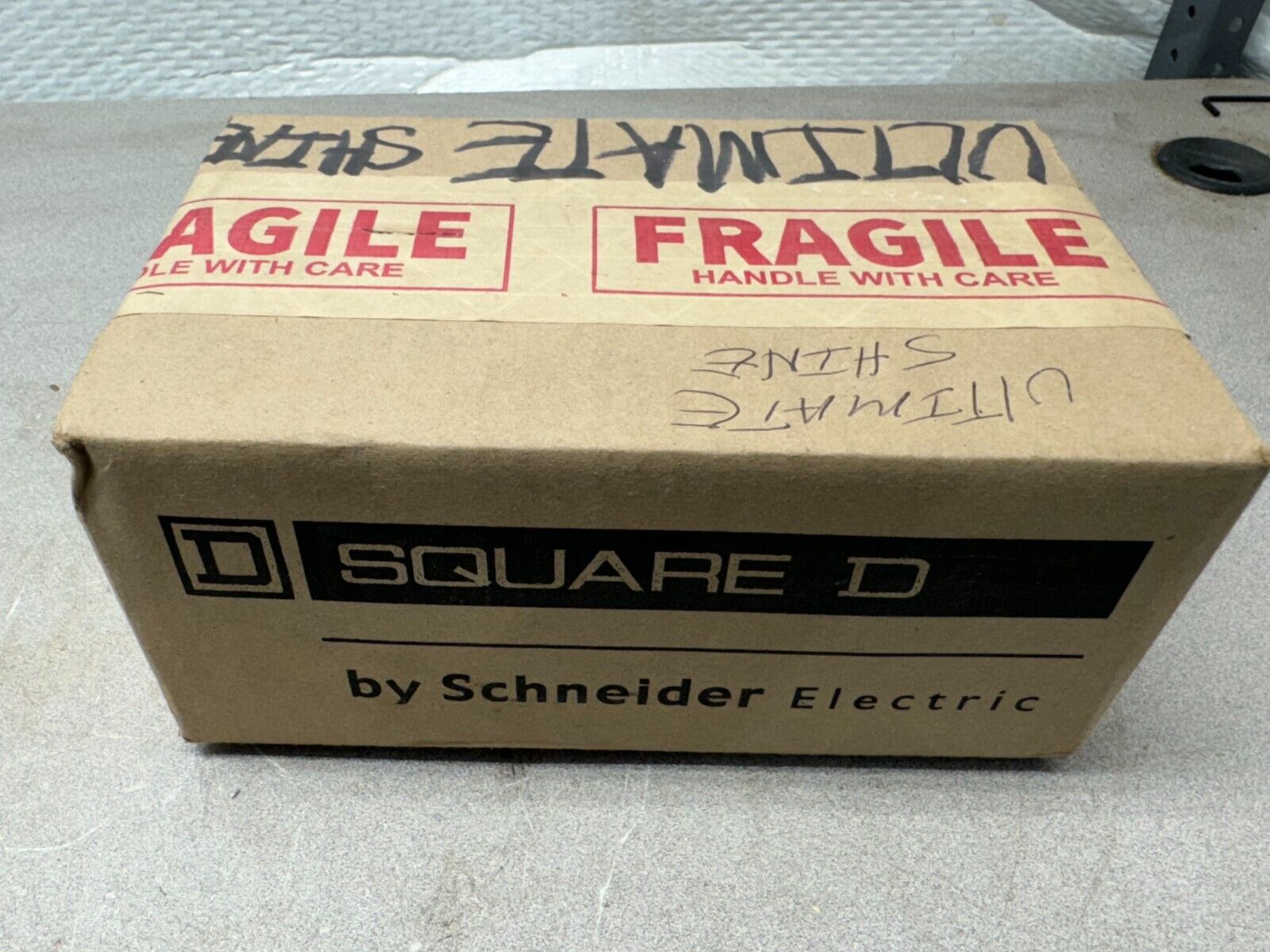 NEW FACTORY SEALED SQUARE D 3 POLE 35AMP CIRCUIT BREAKER EGB34035