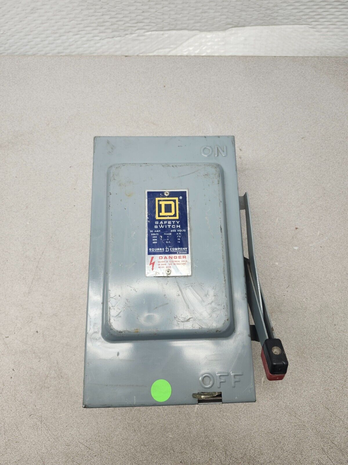 NEW SQUARE D SER E1 SAFETY SWITCH 30AMP 600V HU-261