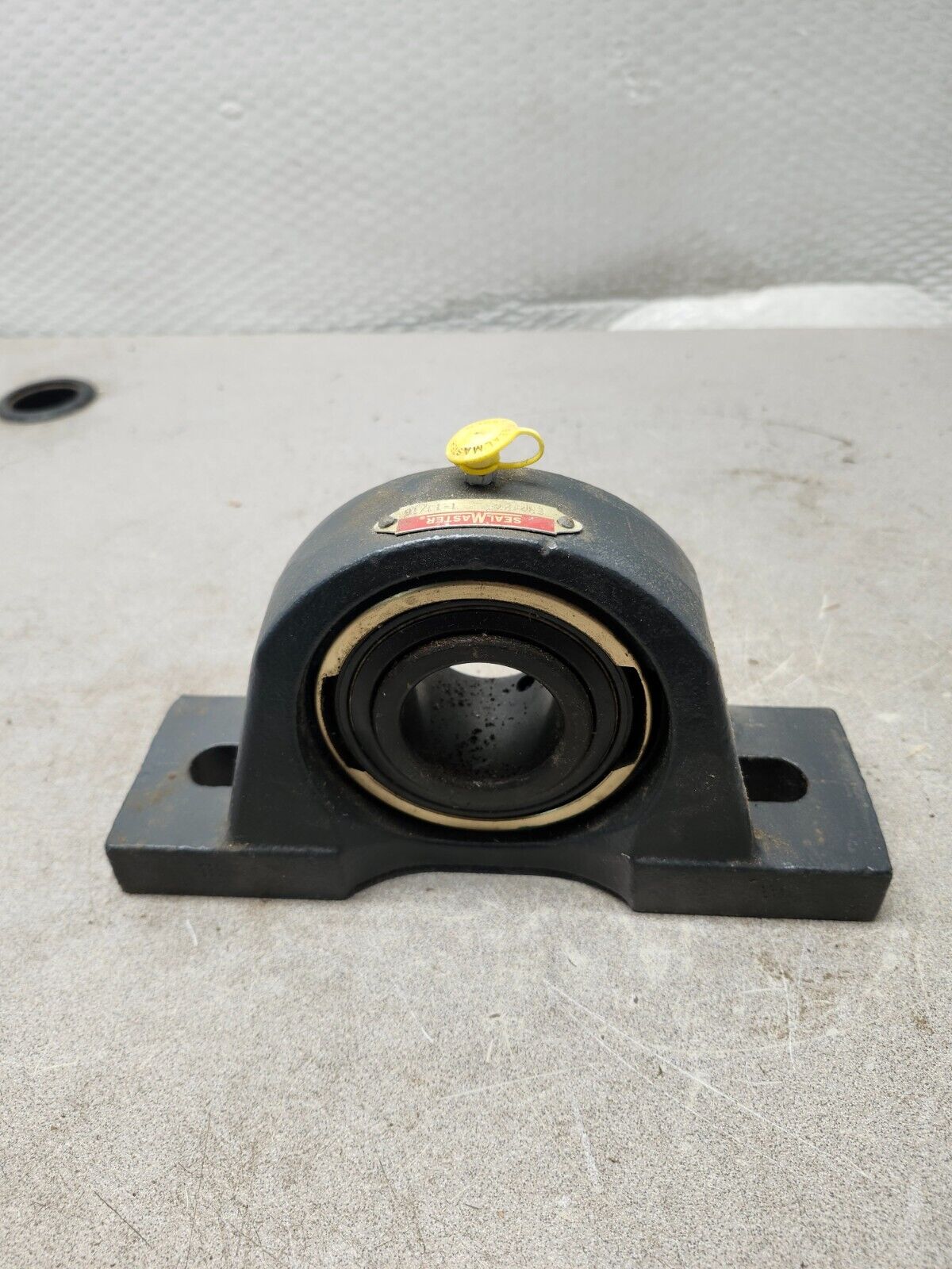 NEW IN BOX SEALMASTER PILLLOW BLOCK BEARING MP-25