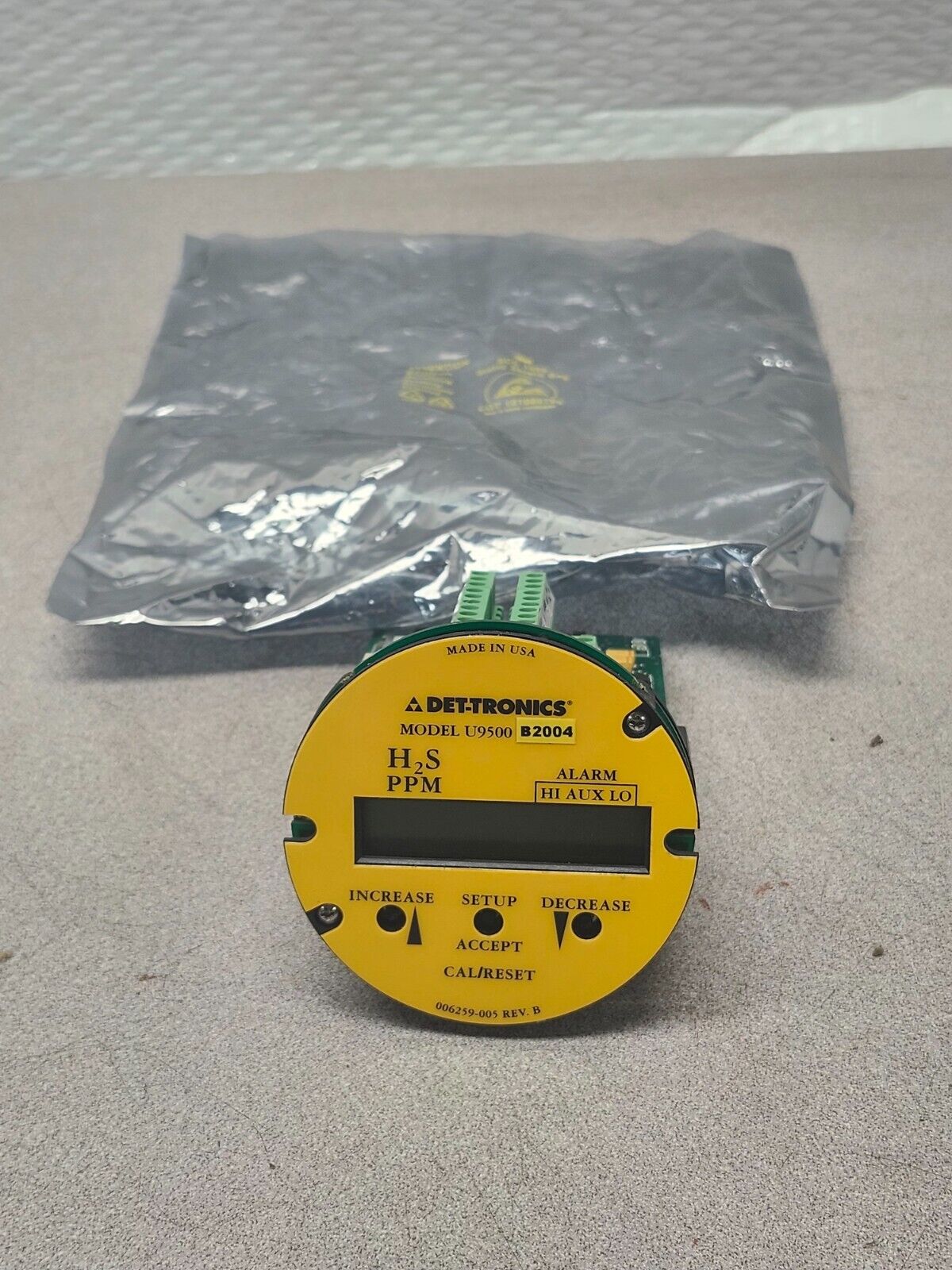 NEW DET-TRONICS TRANSMITTER U9500 B2004